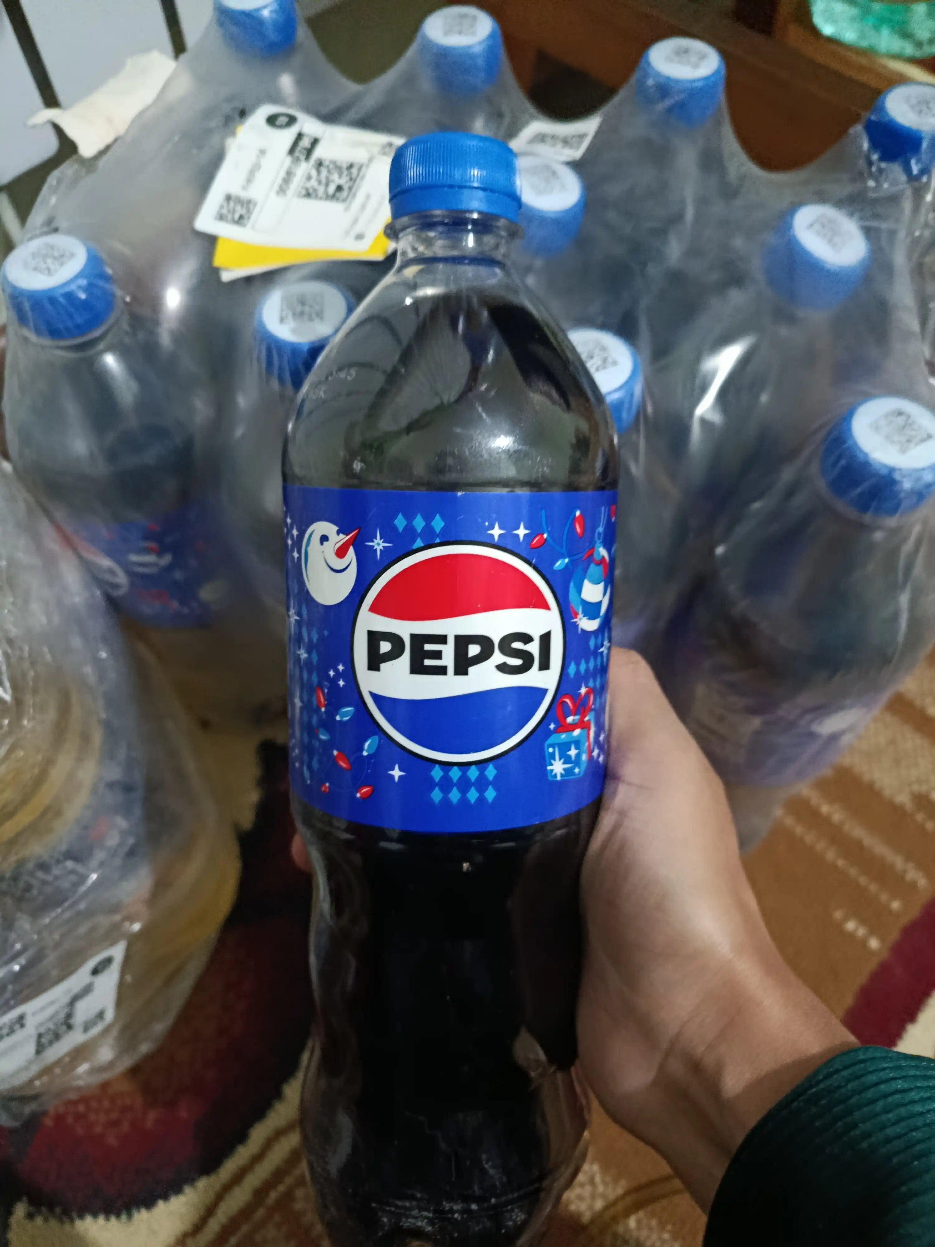 Pepsi gazli ichimligi, 1 l, 12 dona