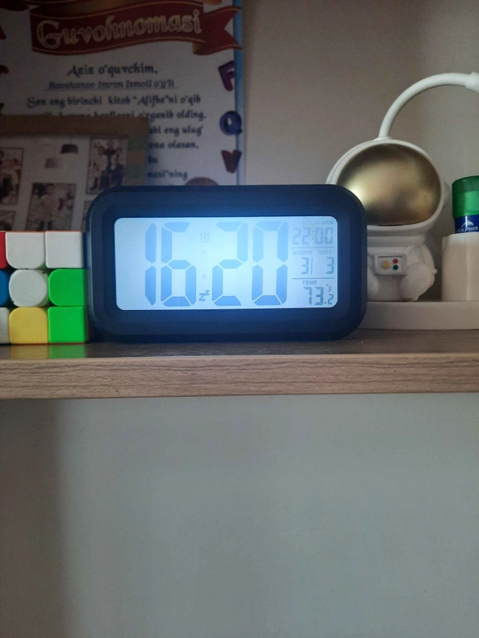 Elektron stol soati, yoritgichli, termometr, budilnik, ob-havo stantsiyasi