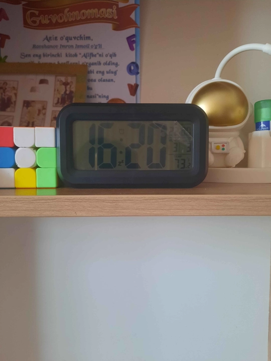 Elektron stol soati, yoritgichli, termometr, budilnik, ob-havo stantsiyasi