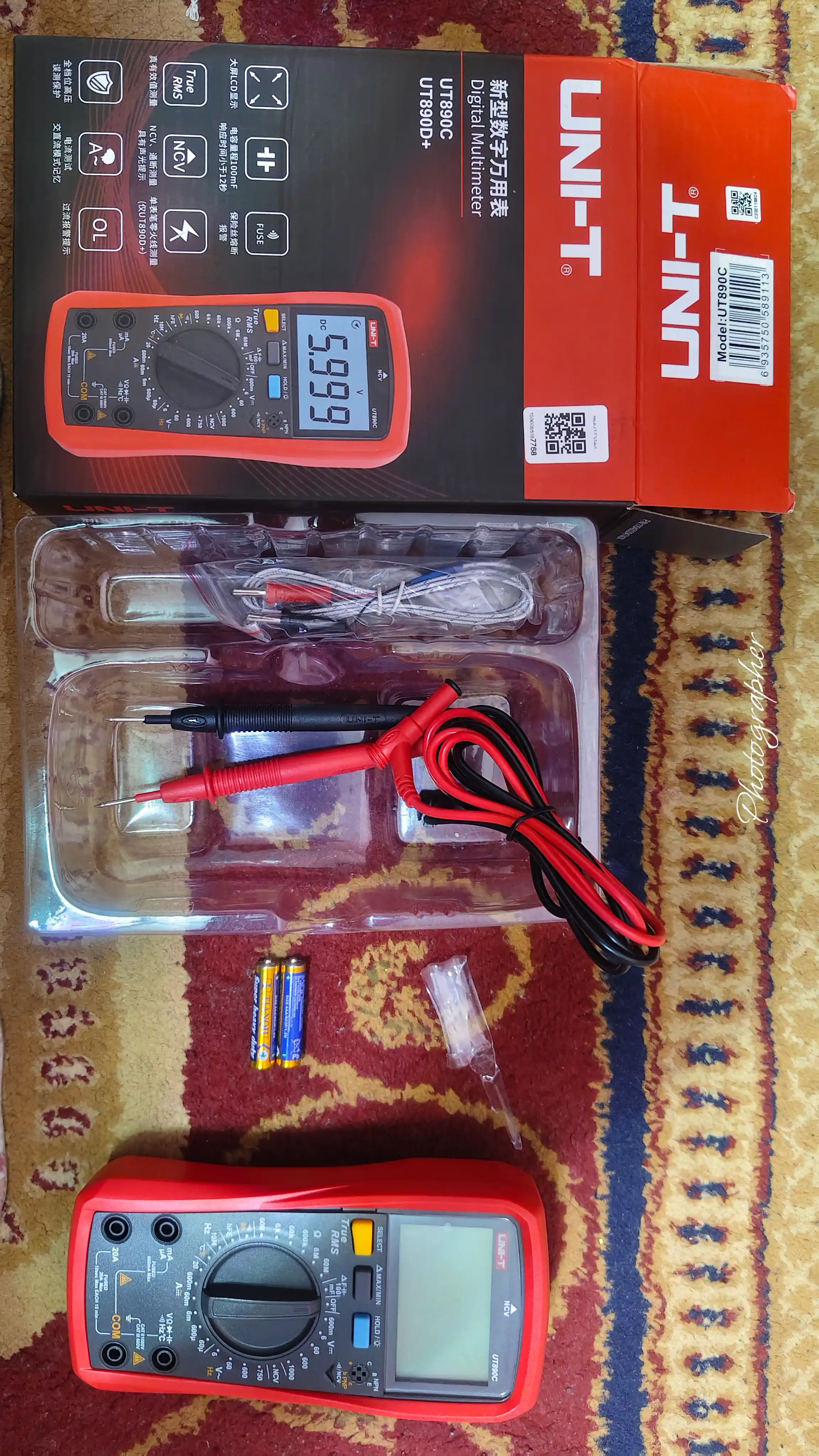 Raqamli multimetr UNI-T UT 890С+