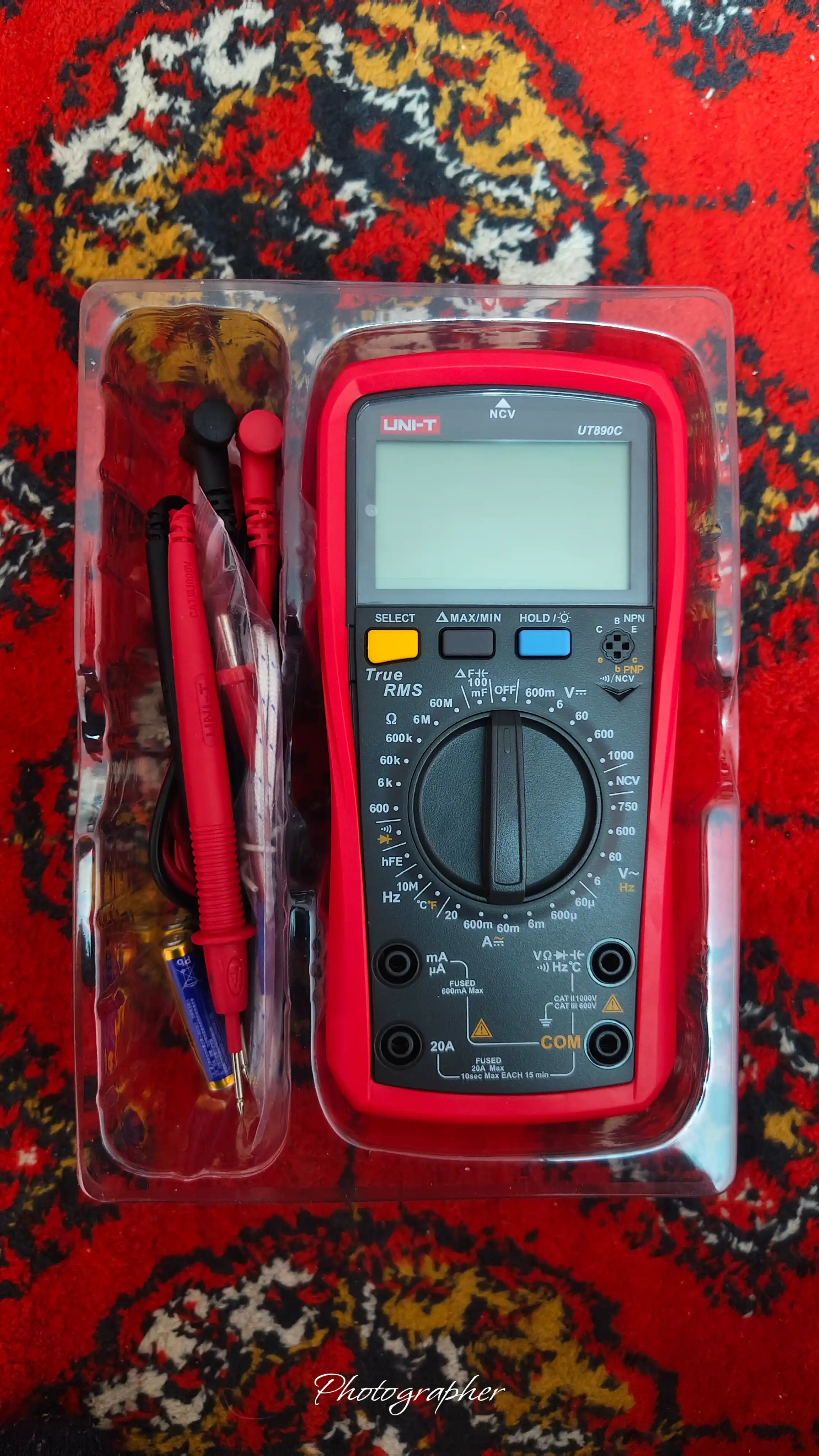 Raqamli multimetr UNI-T UT 890С+