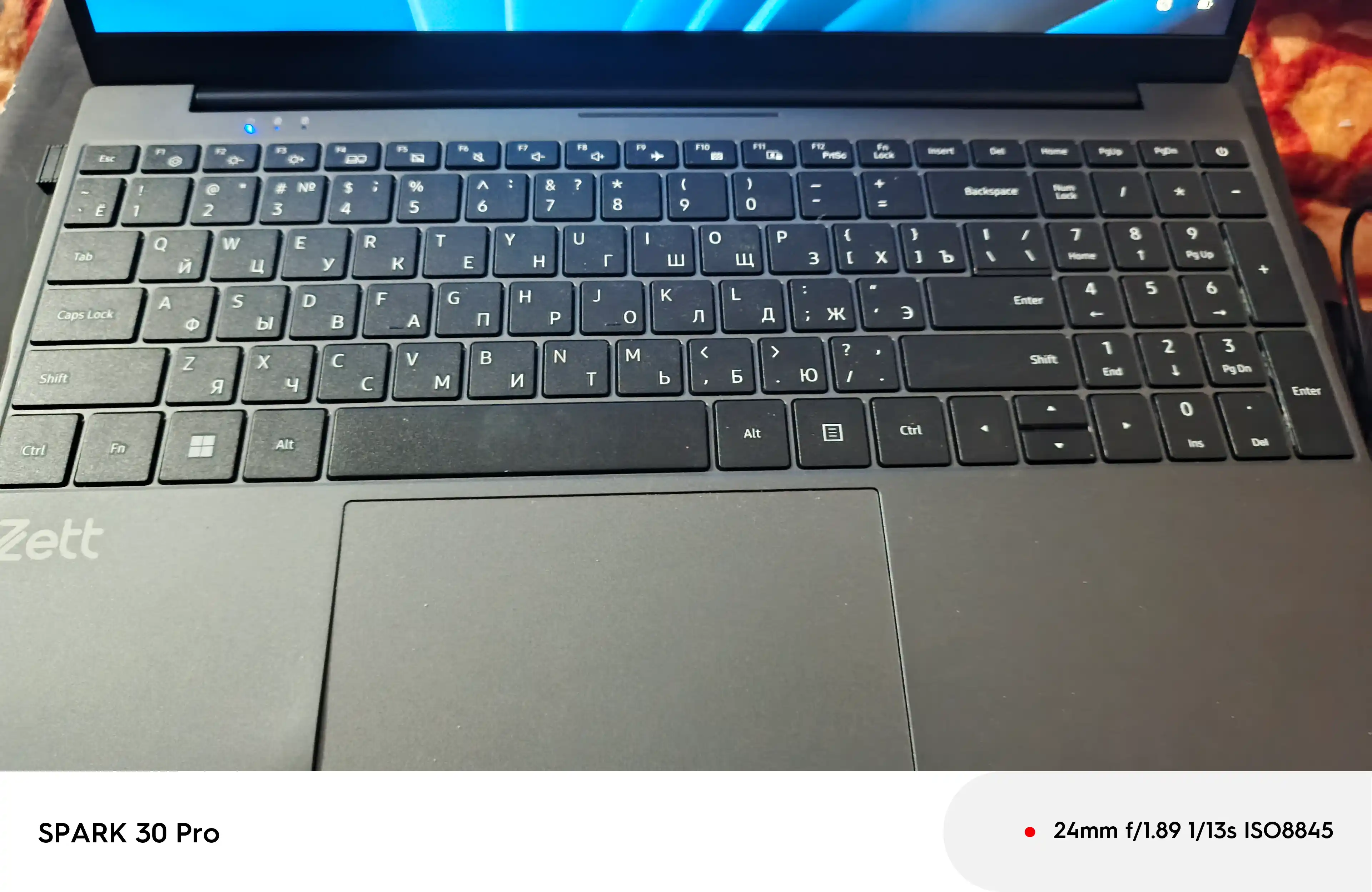 Ноутбук Zett Book 5 N4020/8GB/256GB 15.6"/ Win10Pro / беспроводная мышка в подарок
