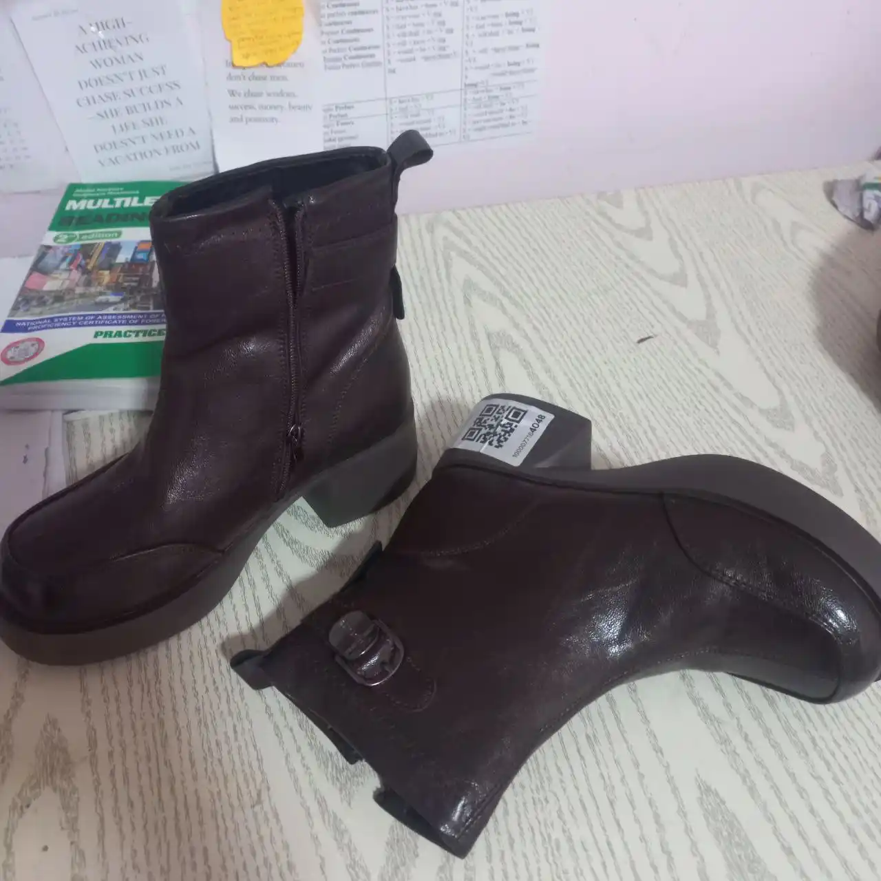 Ayollar va qizlar uchun qishki botinkalar, etiklar, Xitoy mahsuloti