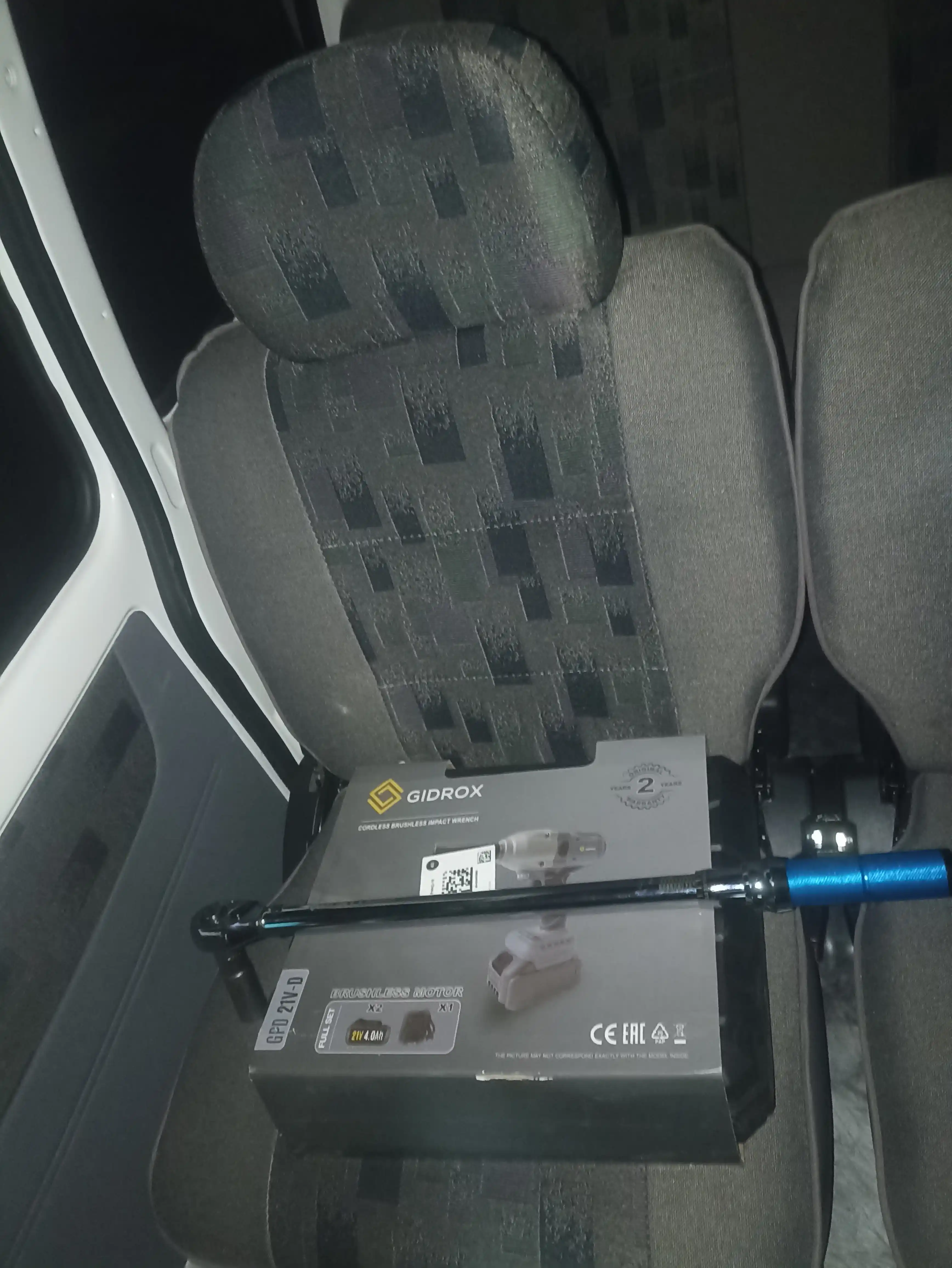 Гайковерт ударный, профессиональный гайковёрт GIDROX GPD-21V-D 600 N.M