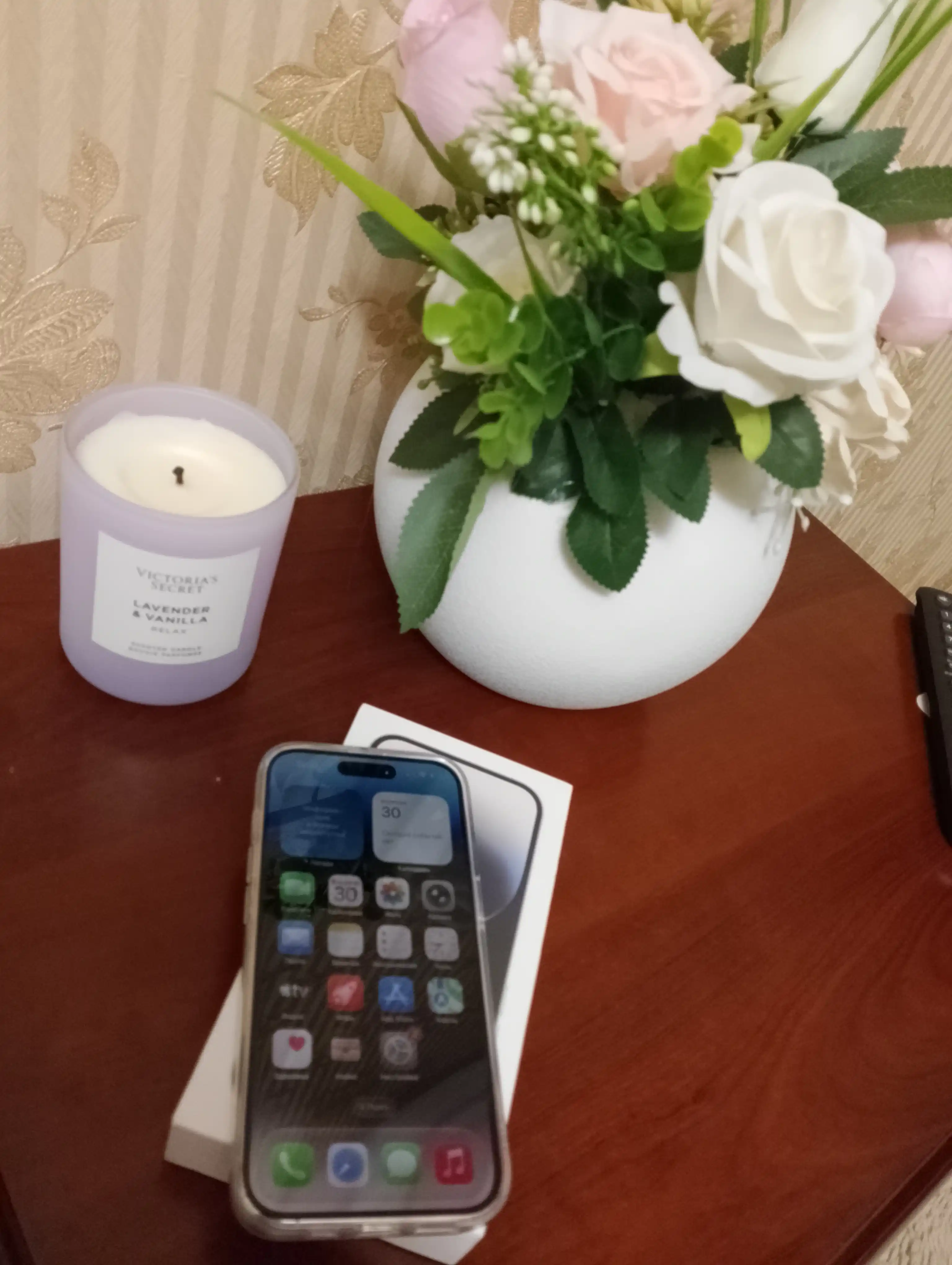 Smartfon iPhone 14 Pro/ProMax, 128/256 GB, SIM+ESIM, g'ilof+shisha sovg'a sifatida