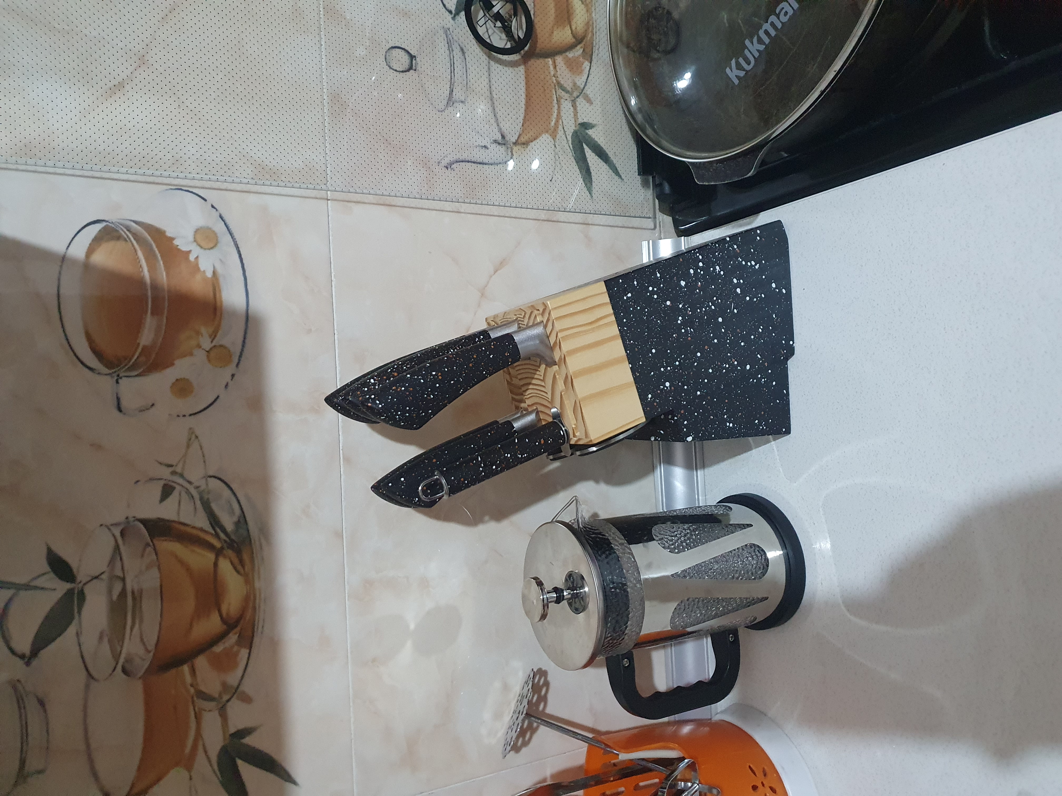 Cook More oshxona pichoqlari to'plami. yog'och stendli 8 qismli