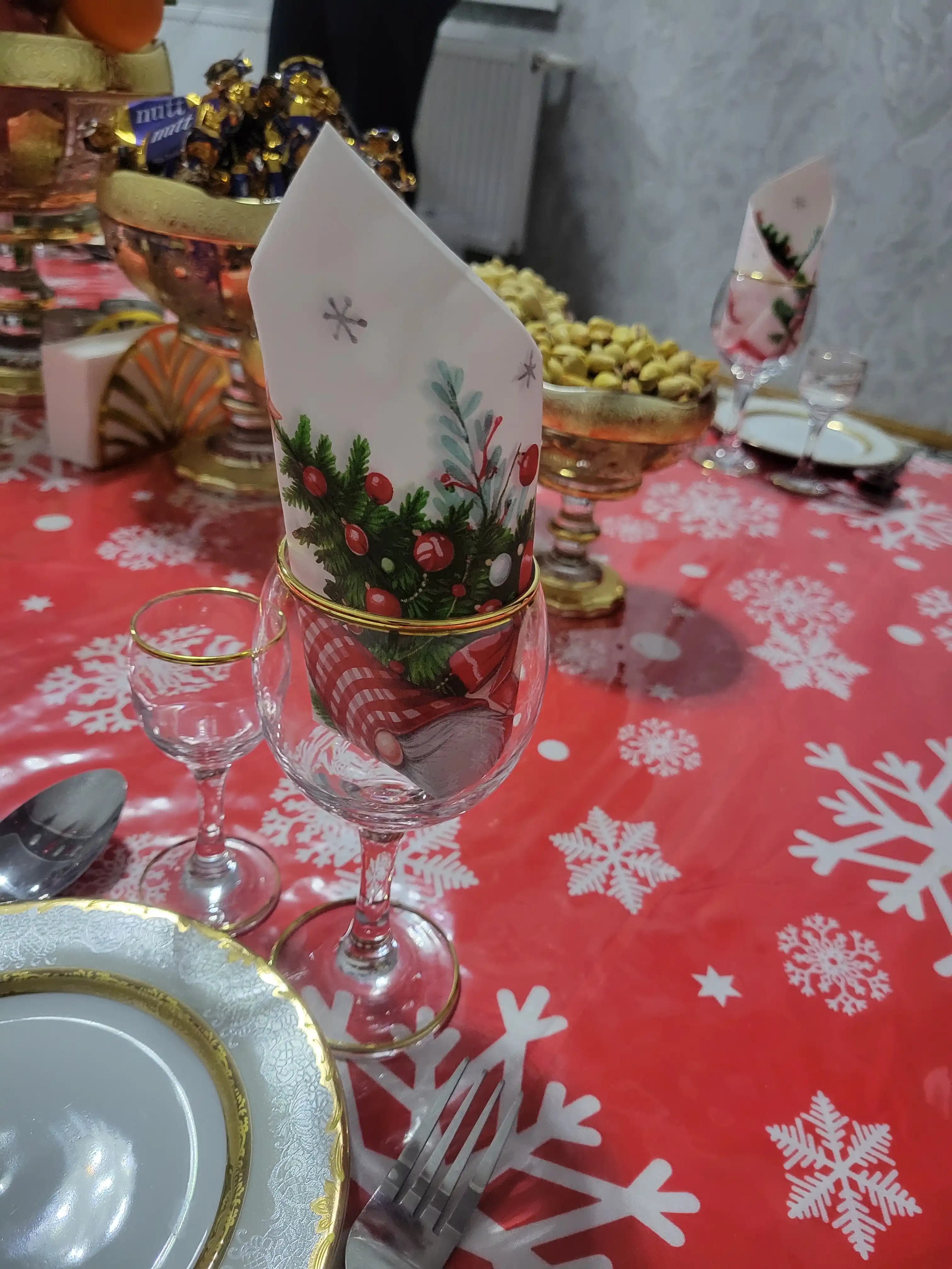Yangi yil qog‘oz salfetkalari 33×33 sm, 20 dona, bayram va Rojdestvo dasturxoni uchun