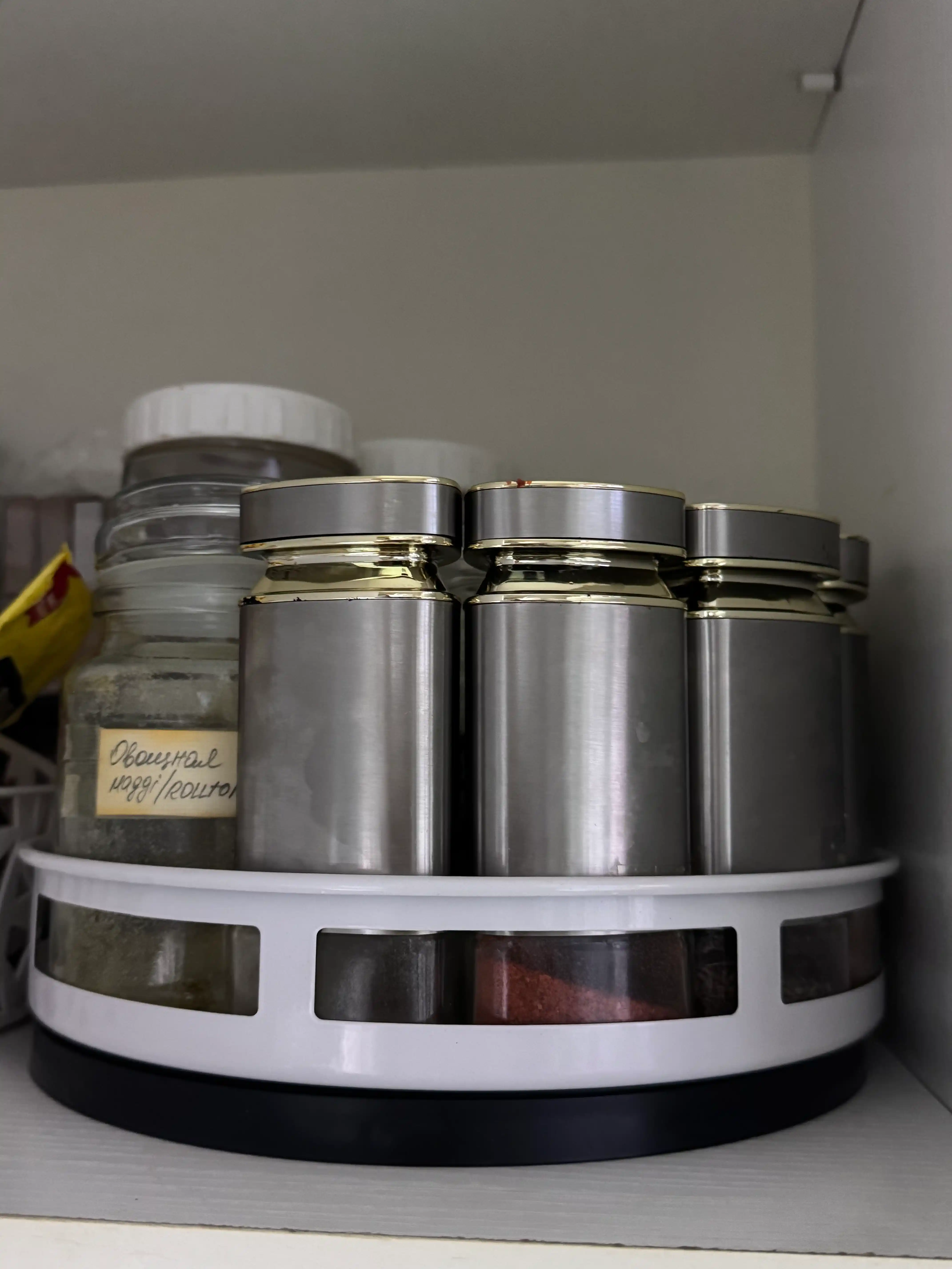 Подставка вращающаяся для кухни для разных продуктов, от большого до маленького
