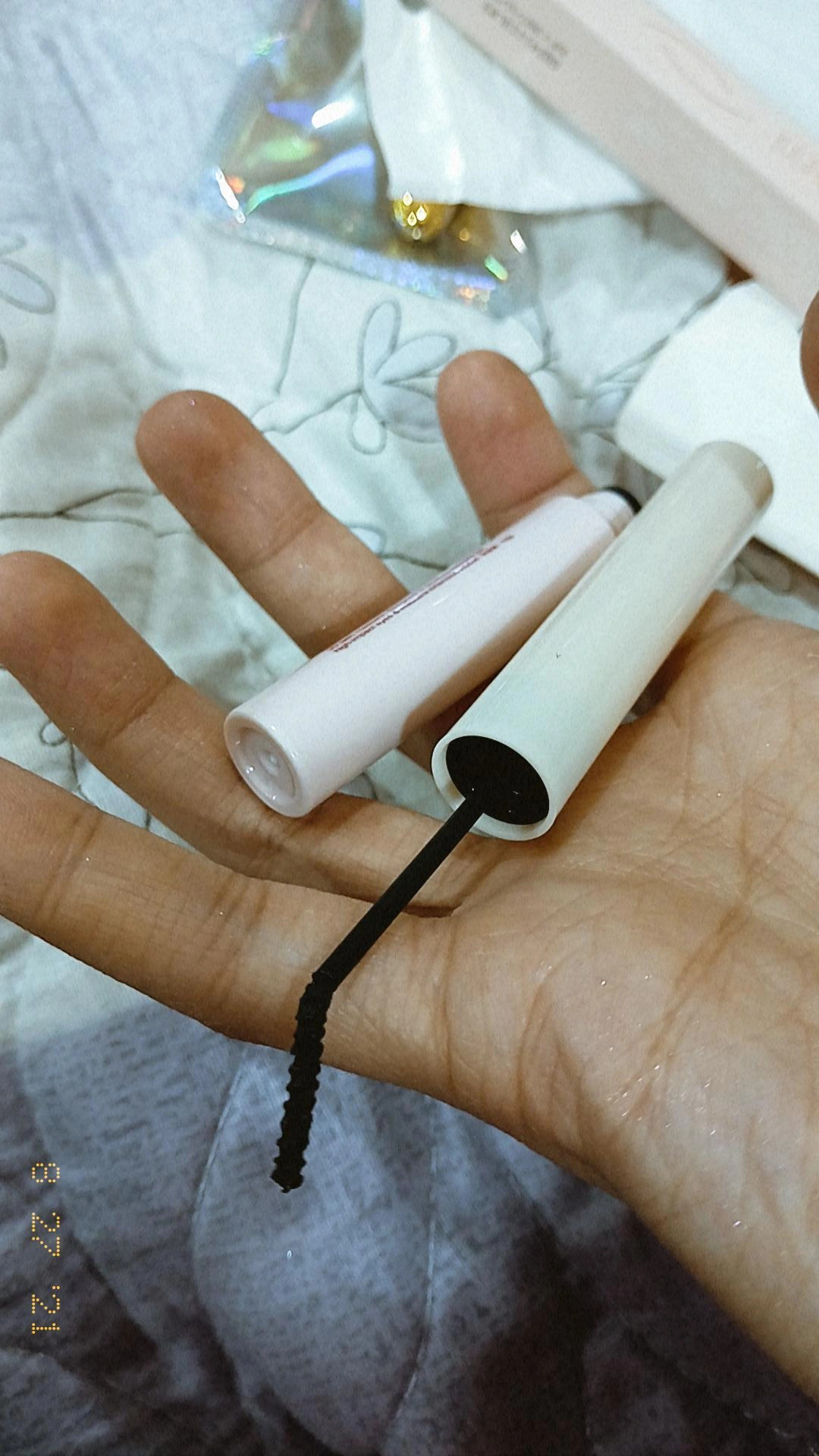 Ultra yupqa tush Bobeni, suvga chidamli, nozik cho'tka bilan