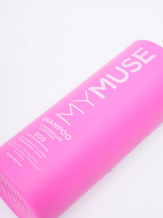 My Muse 1 litrli shampun sochlarni yumshoq va silliq qiladi, kundalik foydalanish uchun mos keladi