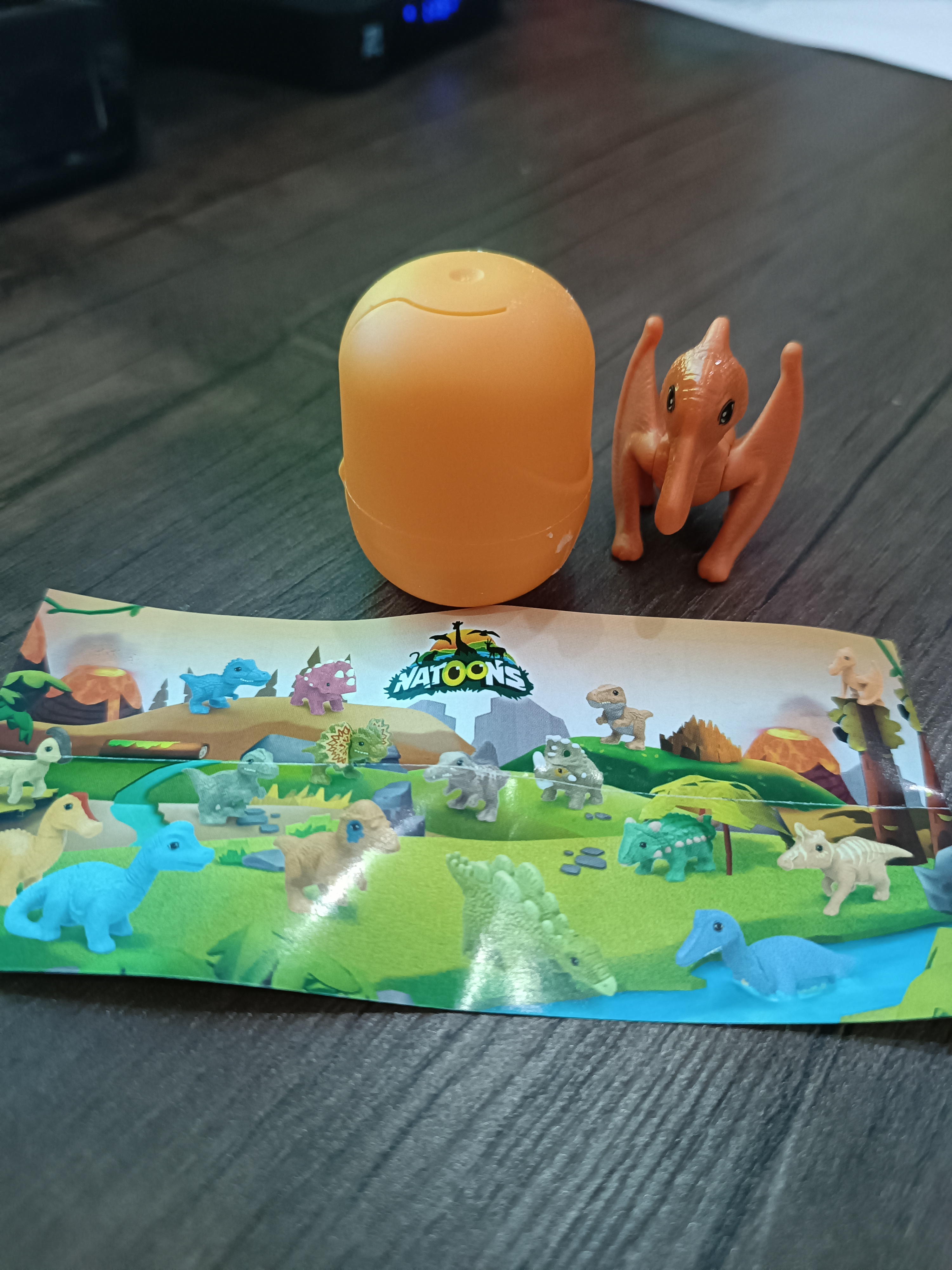 Шоколадное яйцо Kinder Сюрприз «NATUNS», 20 г