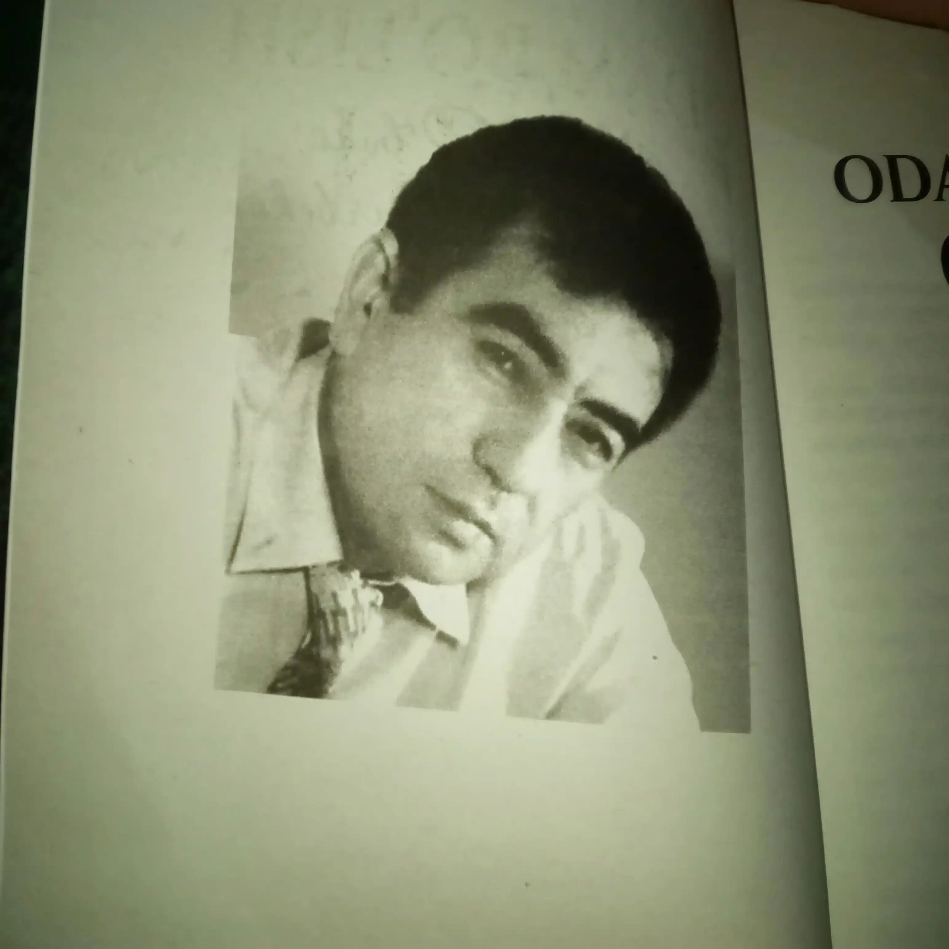 Kitob, Odam bo‘lish qiyin