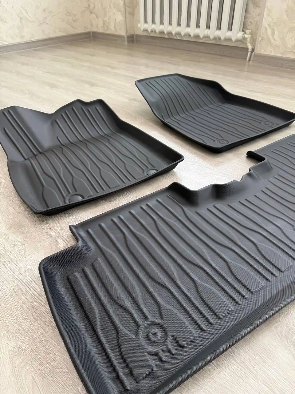 Полик в салон для автомобиля LEAPMOTOR B10/C11/C16  из ТПЭ