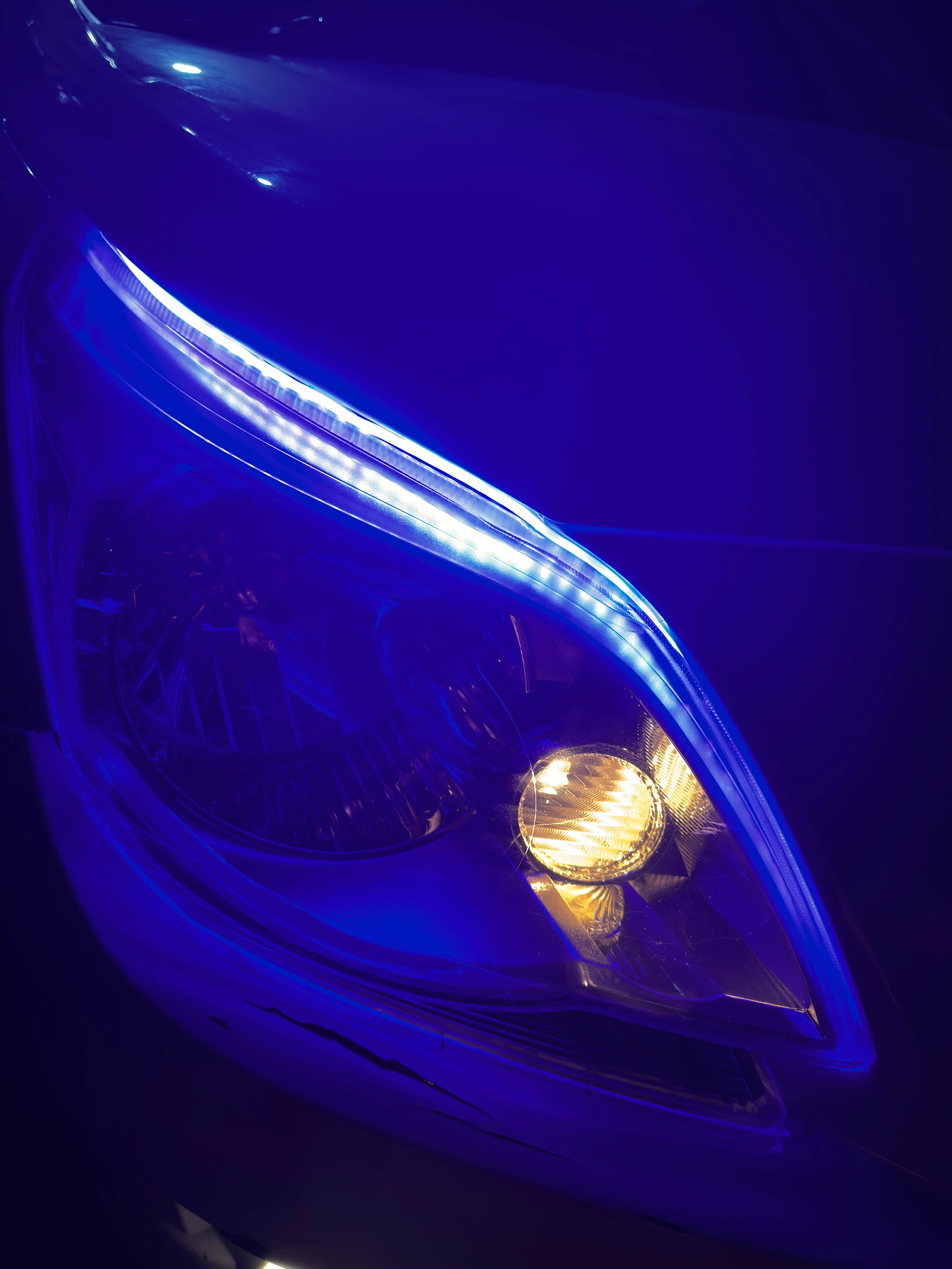 Avtomobil faralari uchun svetodiodli Led tasma, 60 sm, 2 dona unversal