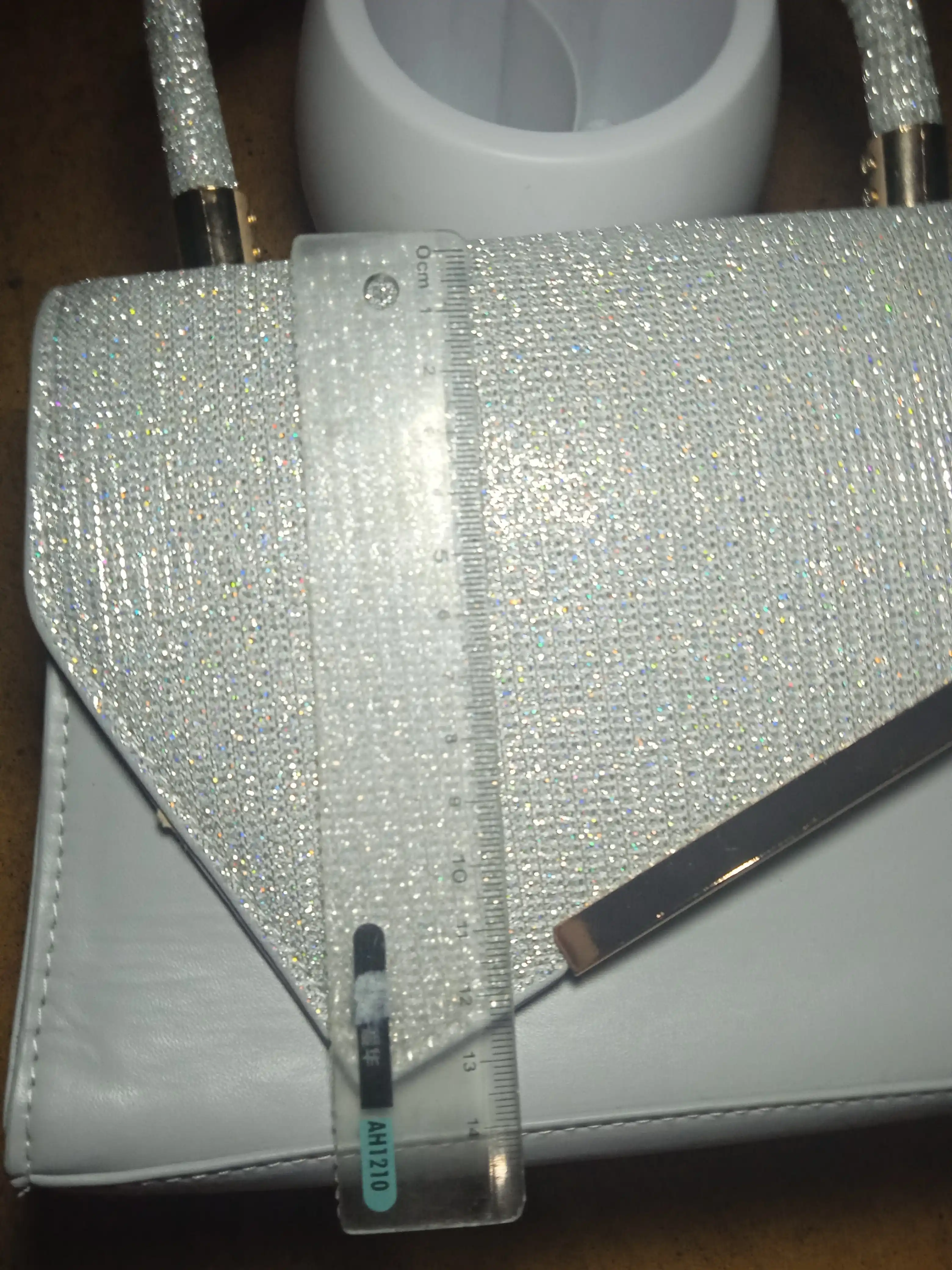 Ayollar va qizlar uchun zamonaviy yelka sumkasi, eko charm, 5 rang, o'lchami 17x21 sm