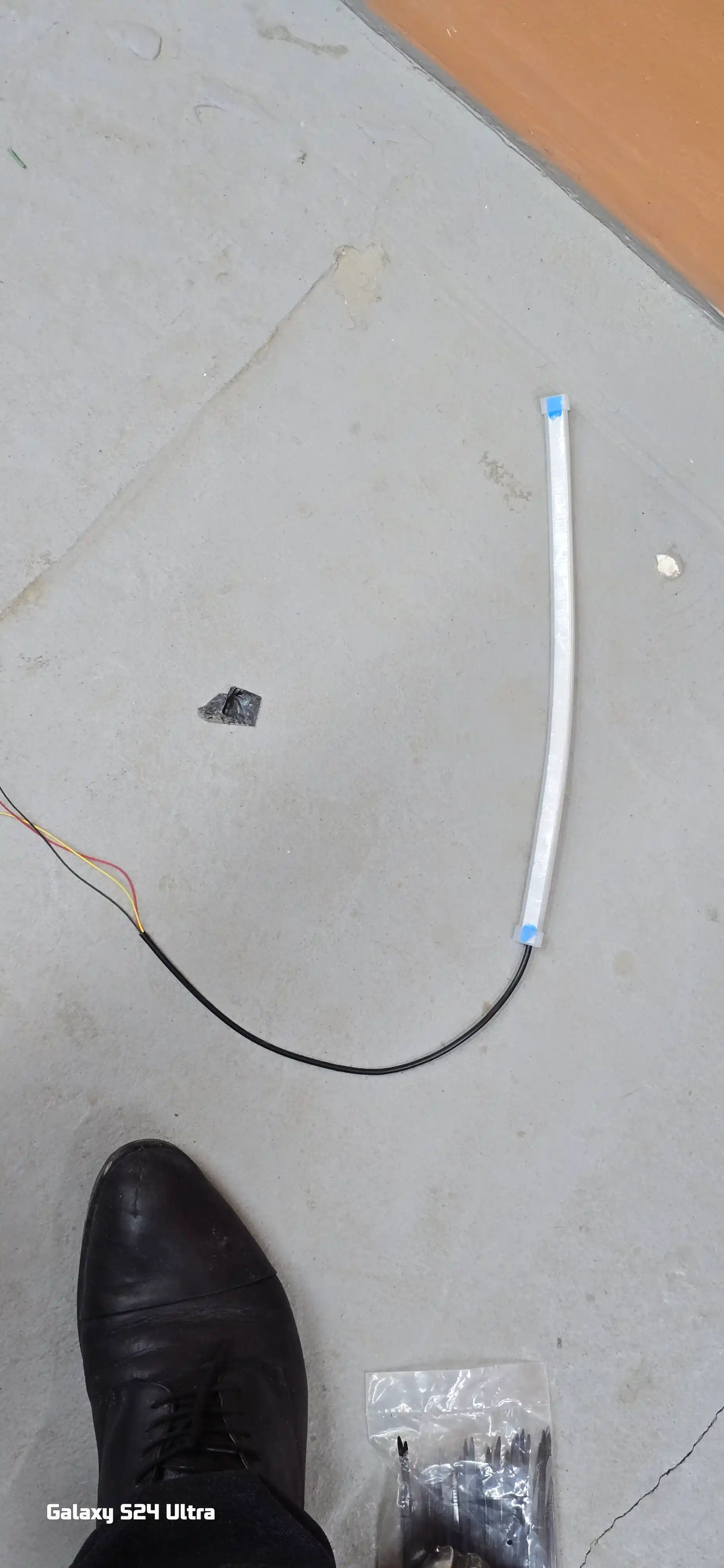 Avtomobil faralari uchun svetodiodli Led tasma, 60 sm, 2 dona unversal