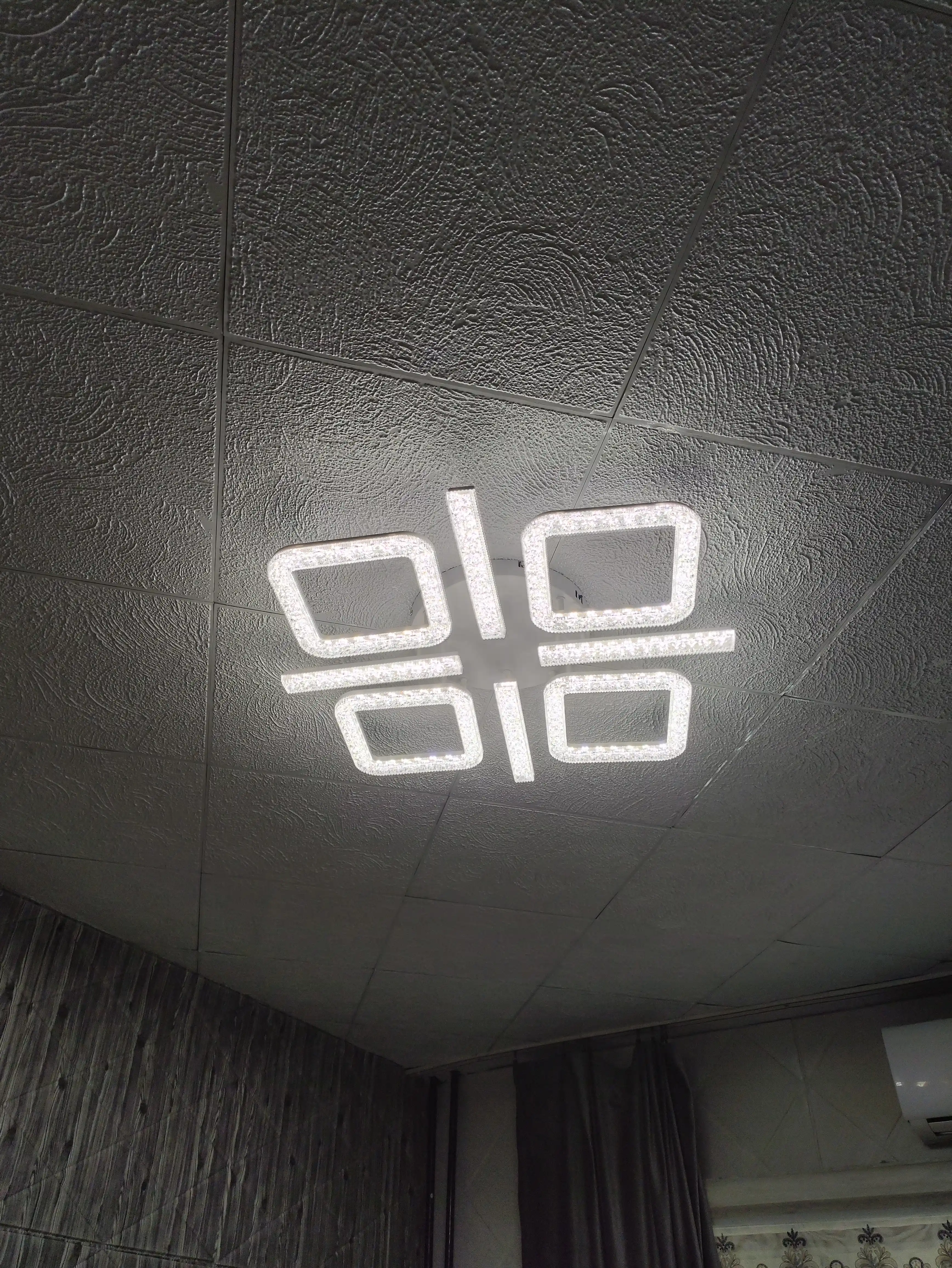 Современная LED-люстра(60x60 см)  с пультом управления, 3 режима света, до 30 м²