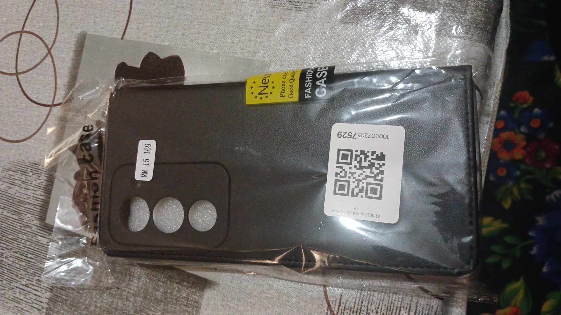 Xiaomi Redmi 15 / 15C/ Note 15/ Note 15 Pro/ Note 15 Pro+, uchun kitob g‘ilofi