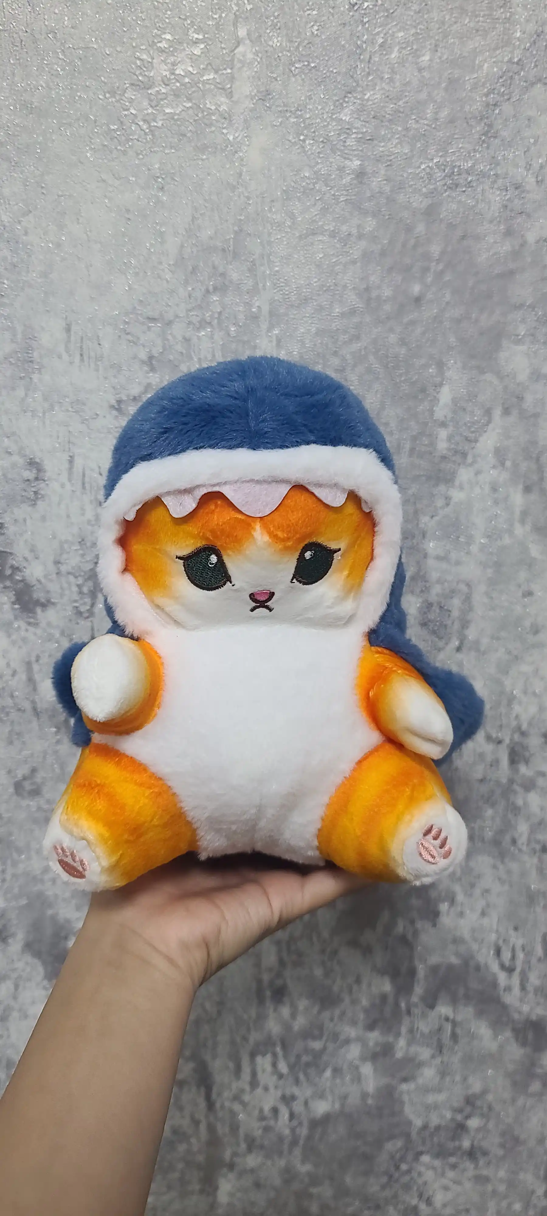 Мягкая игрушка кот акула плюшевый