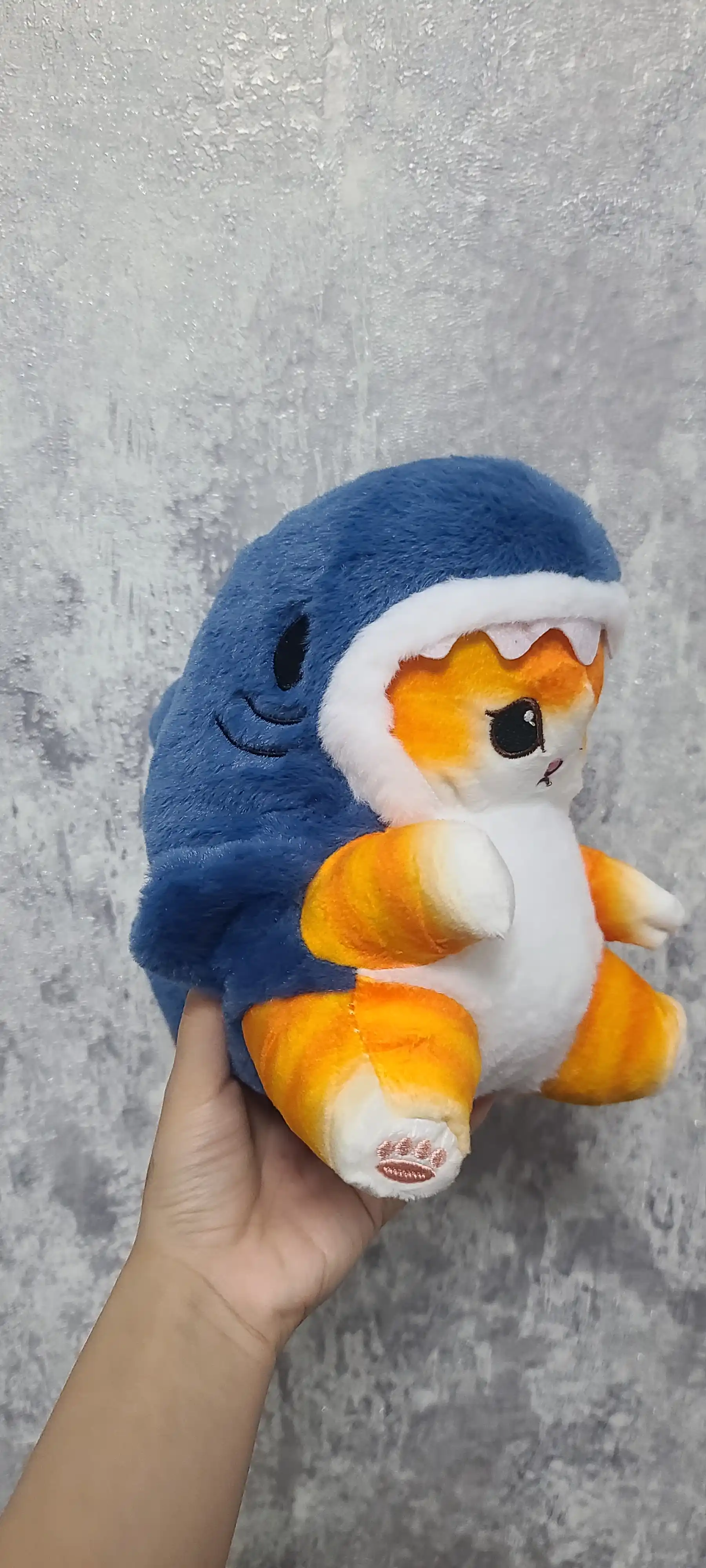 Мягкая игрушка кот акула плюшевый