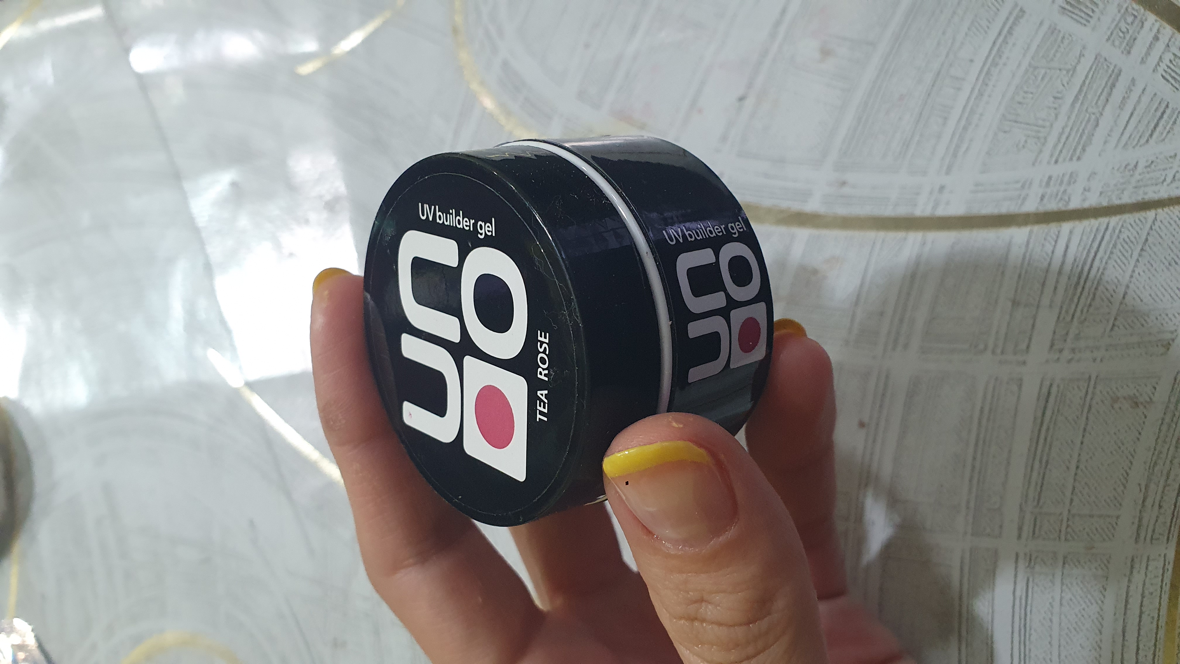 Builder Gel — универсальный моделирующий гель для укрепления и выравнивания ногтей