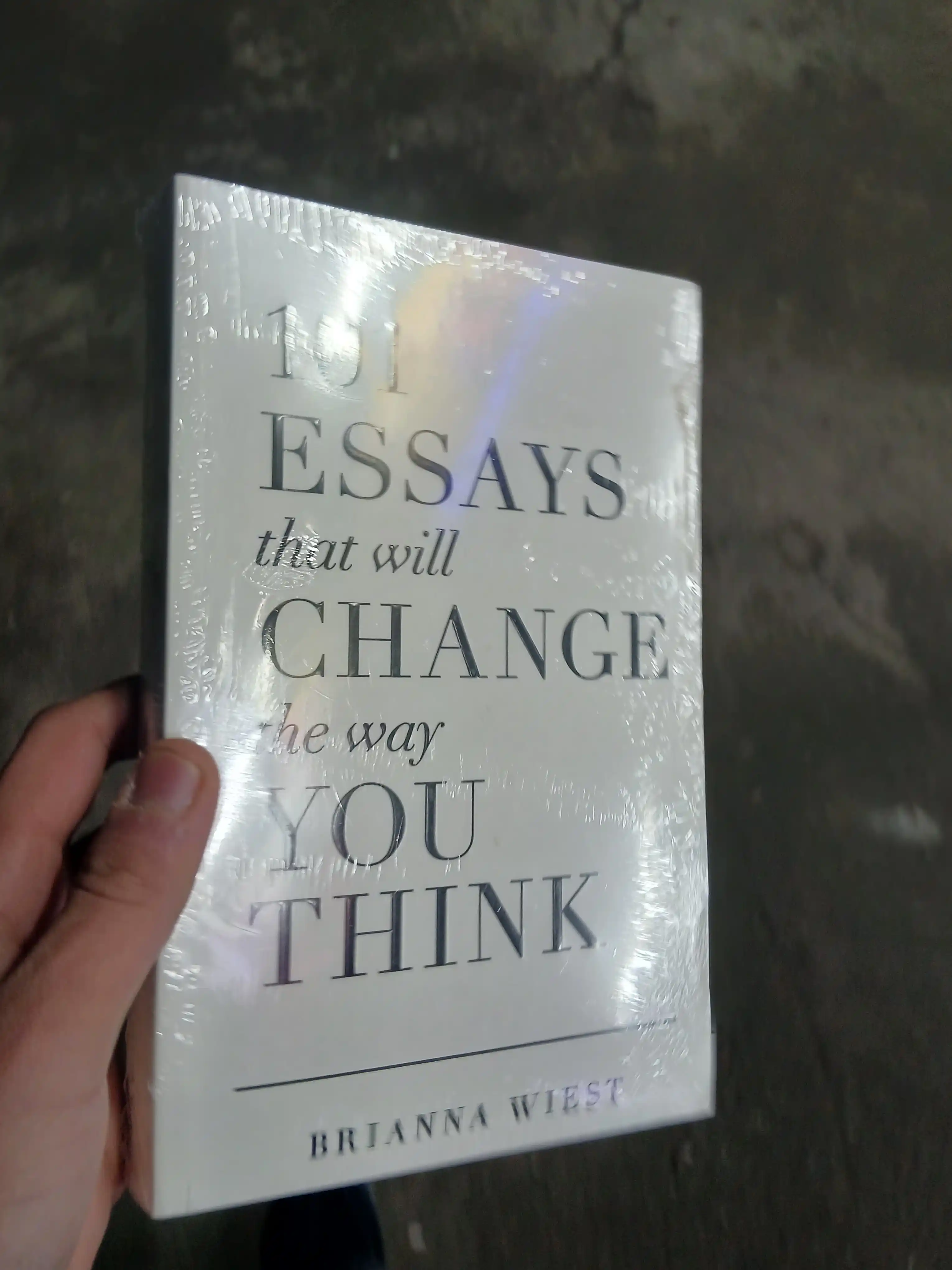 101 Essays that will change the way you think, Brianna Wiest