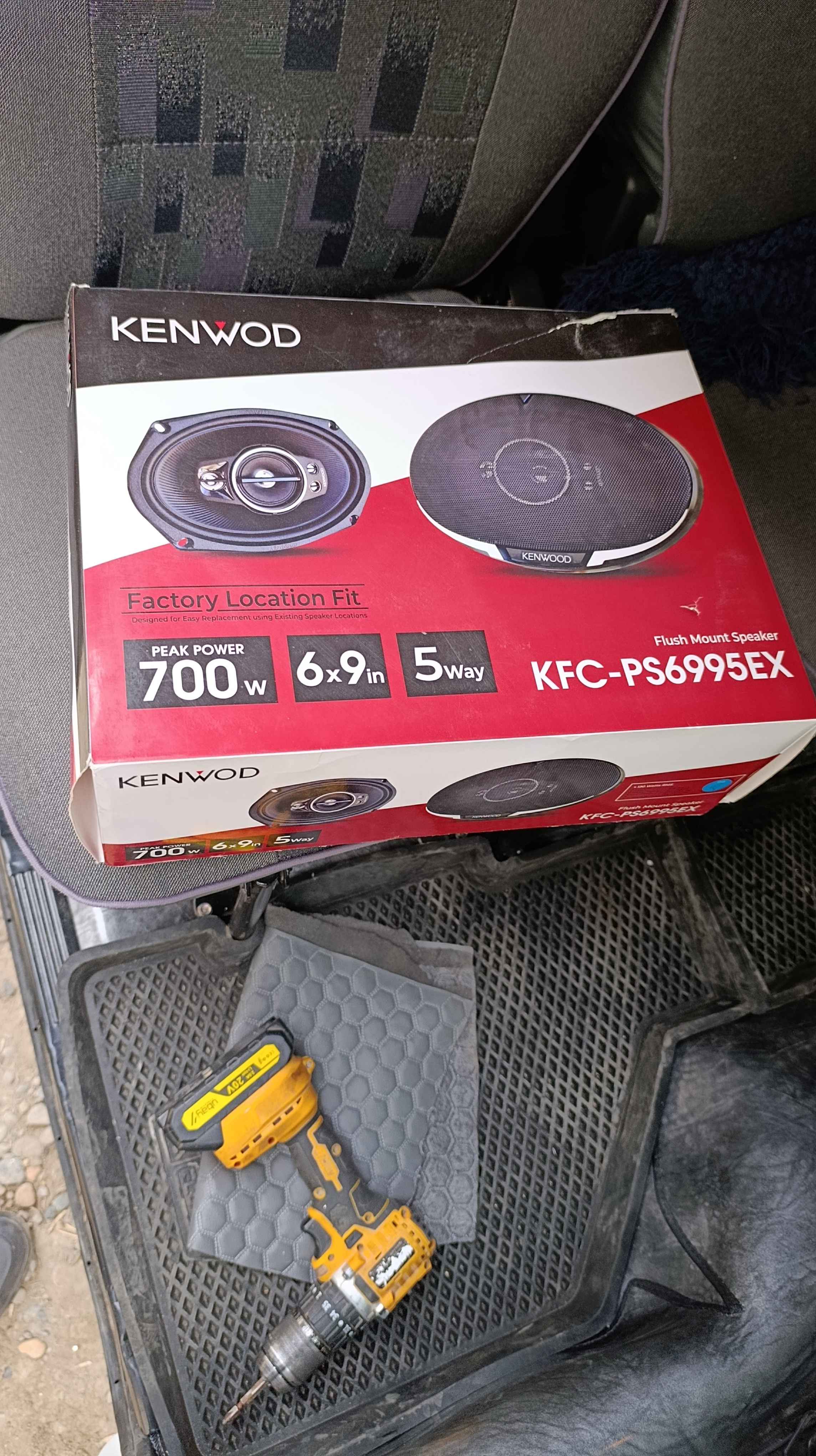 Avtomobil uchun kolonkalar, Kenwood KFC-PS6995EX, 718, 710 avtotovush, unversal akustika