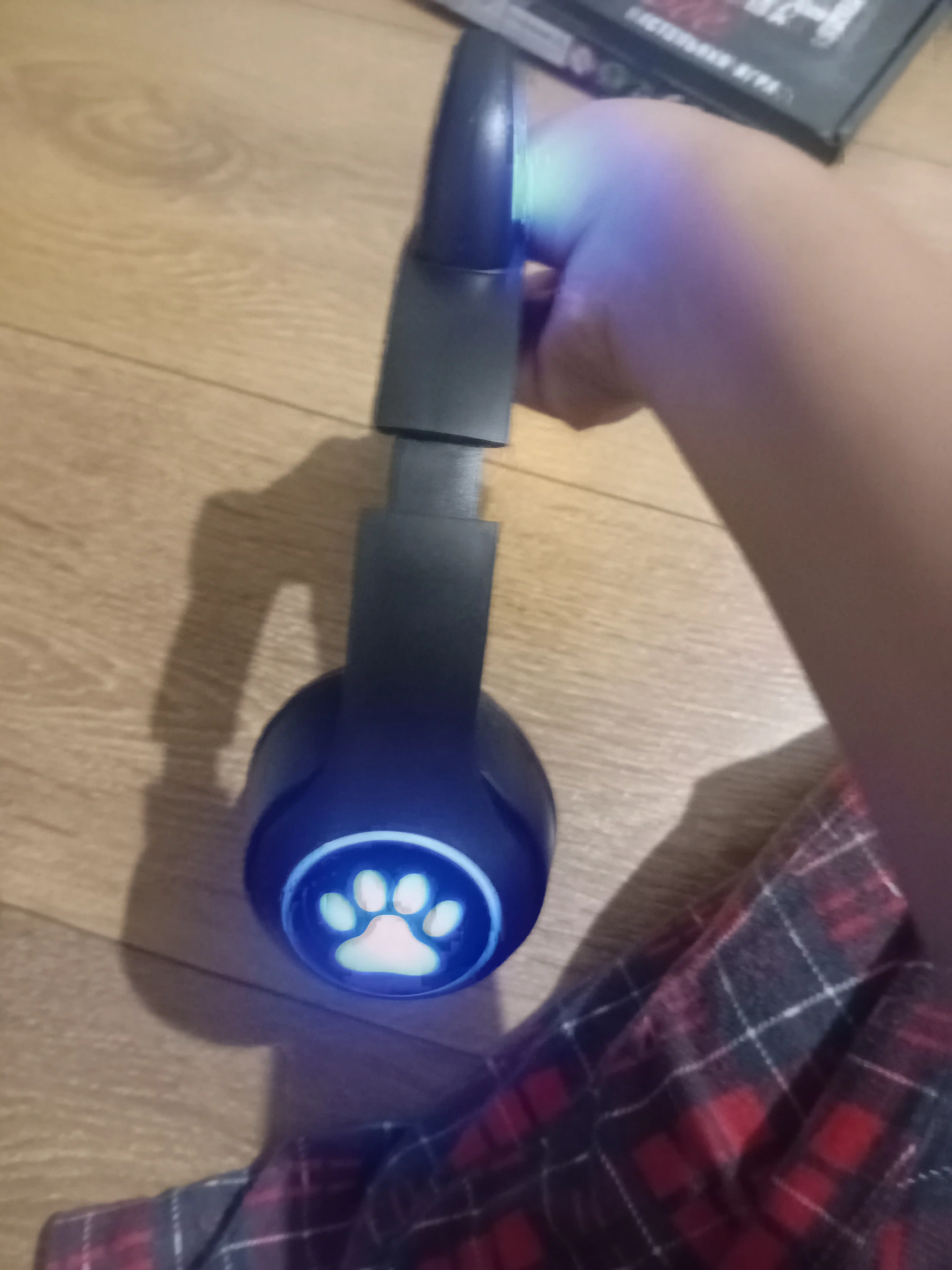 Simsiz quloqchin Cat Ear, yonadigan mushuk quloqlari bilan, Bluetooth
