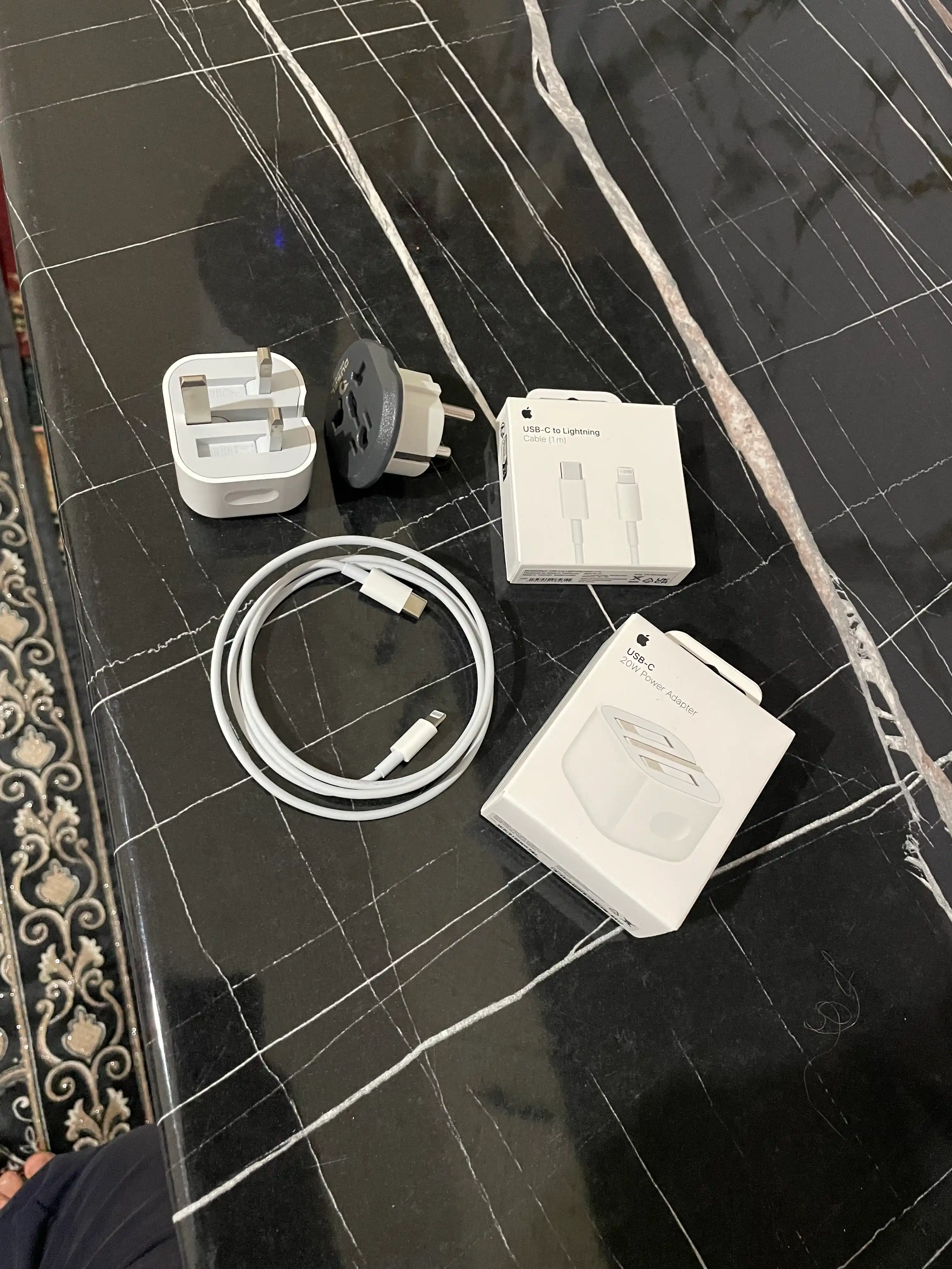 Адаптер питания USB Type C мощностью 20 Вт для iPhone