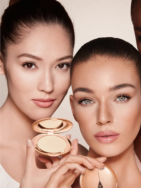Charlotte Tilbury upas - легкая и универсальная матовая пудра