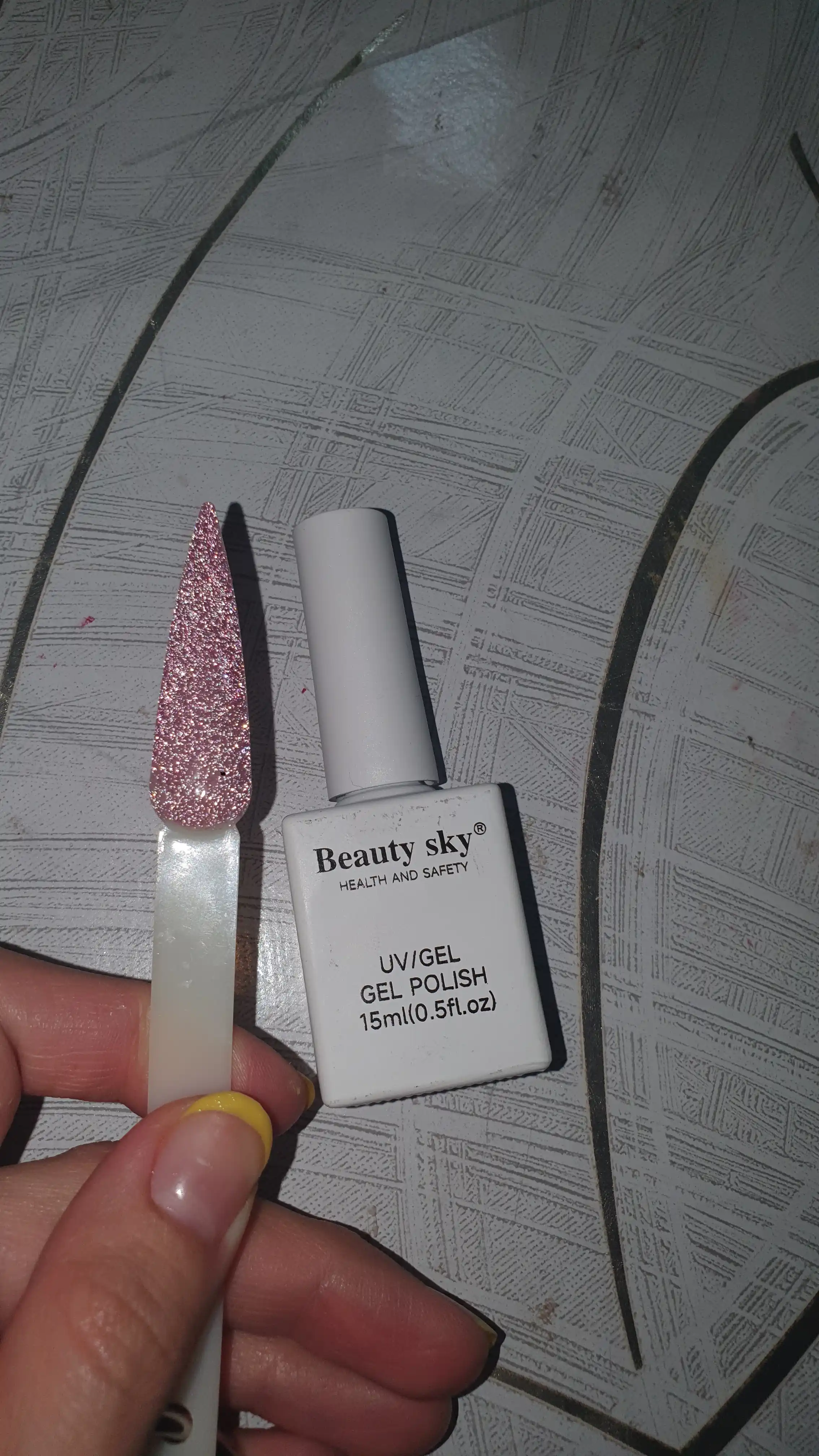 Mushuk ko‘zi tirnog‘i uchun gel-lak, beauty sky 51 ta rang, 15 ml