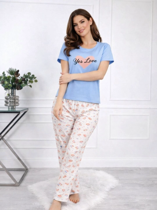 Ayollar pijamasi