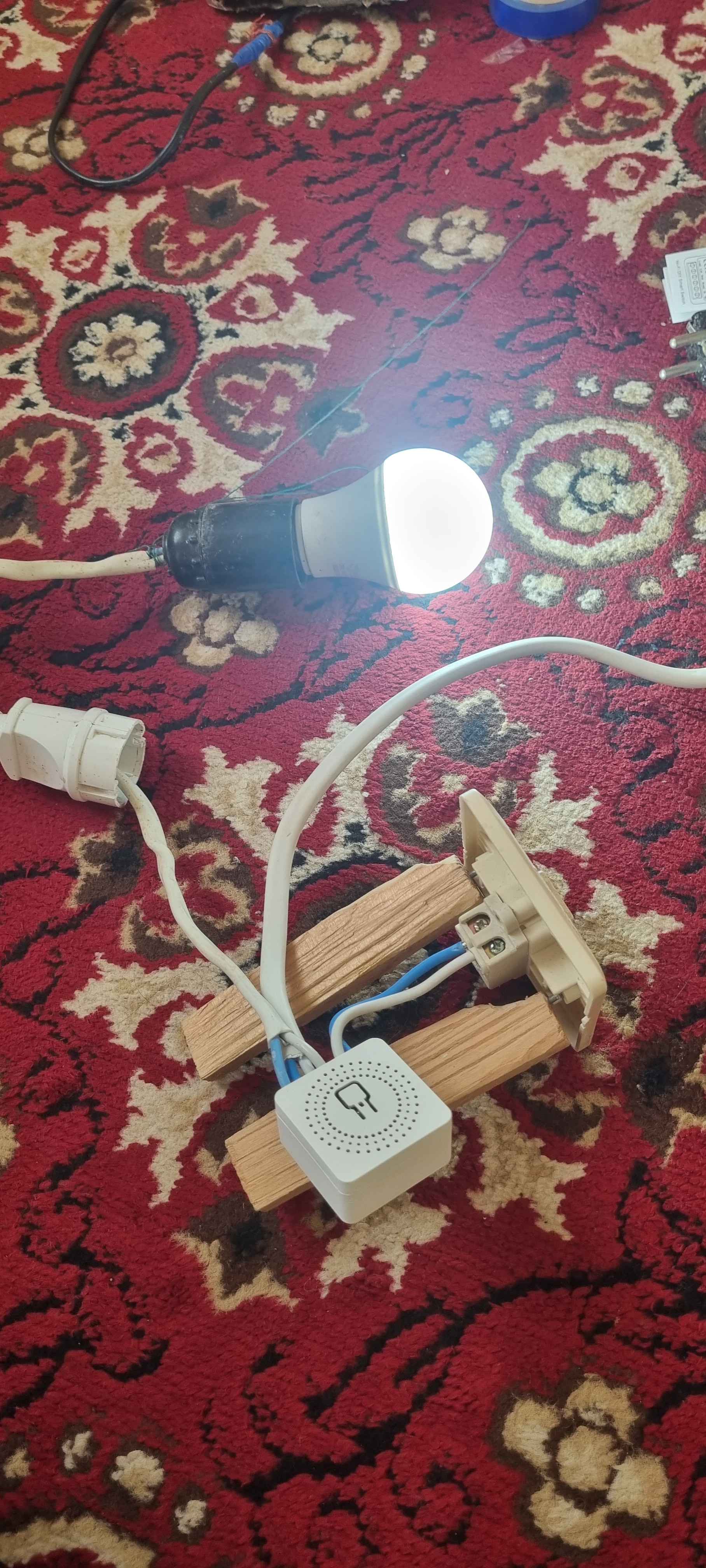 Ikki diapazonli WiFi+RF433 rele, Tuya Smart/Smart Life, Alisa