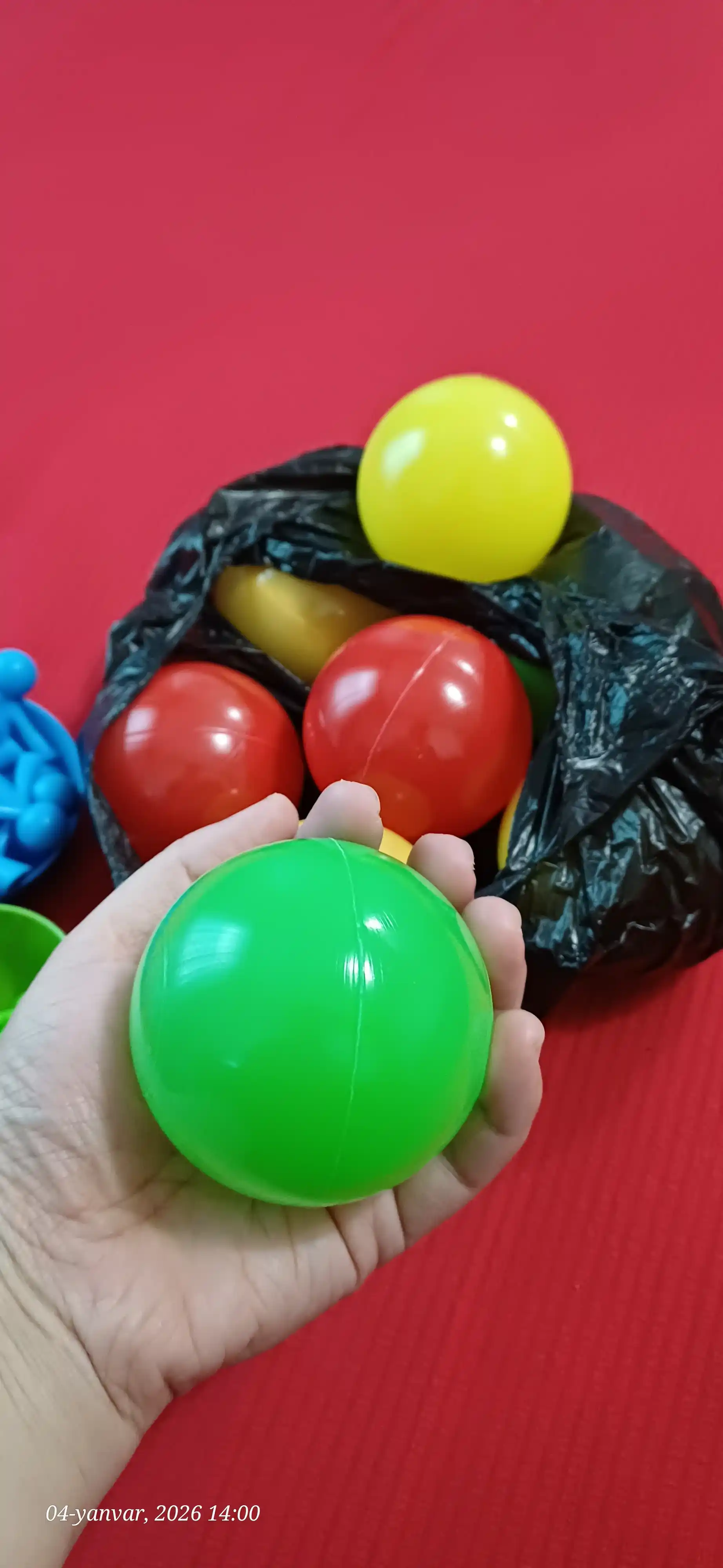 Шарики безопасная и увлекательная игрушка для детей