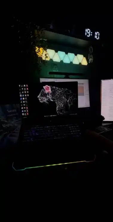 Подставка для ноутбука охлаждающая  с RGB подсветкой