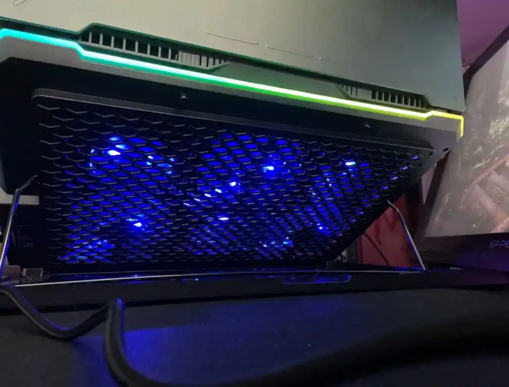 Подставка для ноутбука охлаждающая  с RGB подсветкой