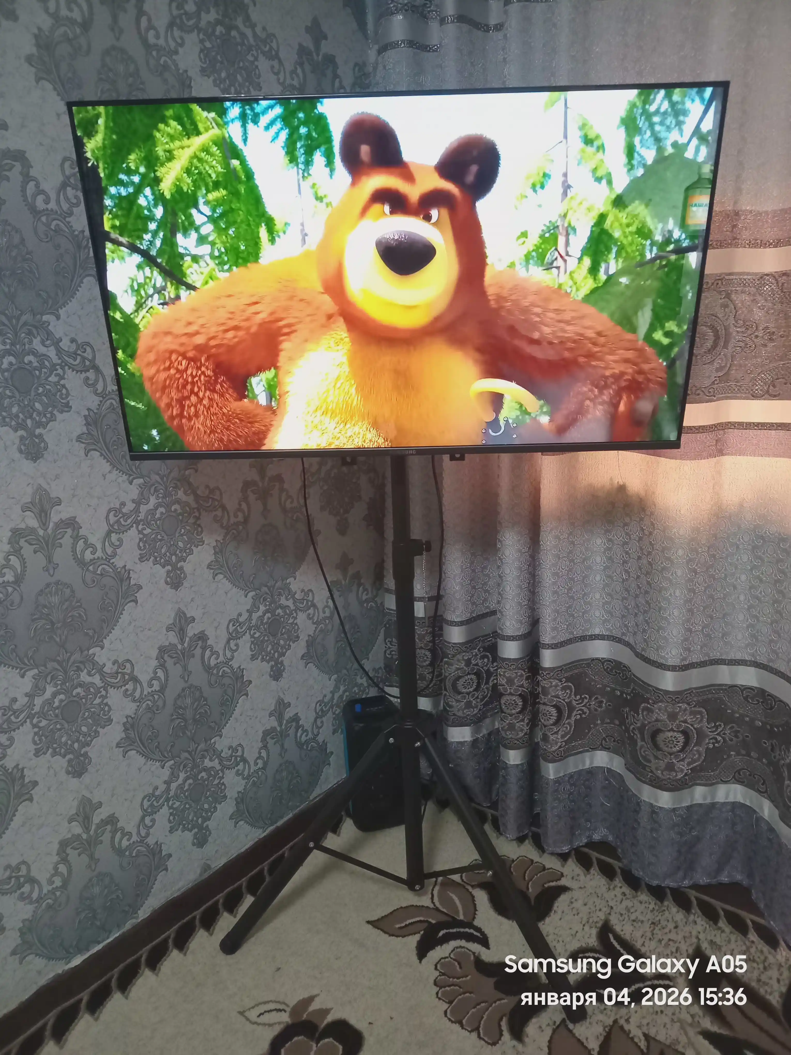 Кронштейны для телевизора от 32" до 55", кронштейн для телевизора и монитора