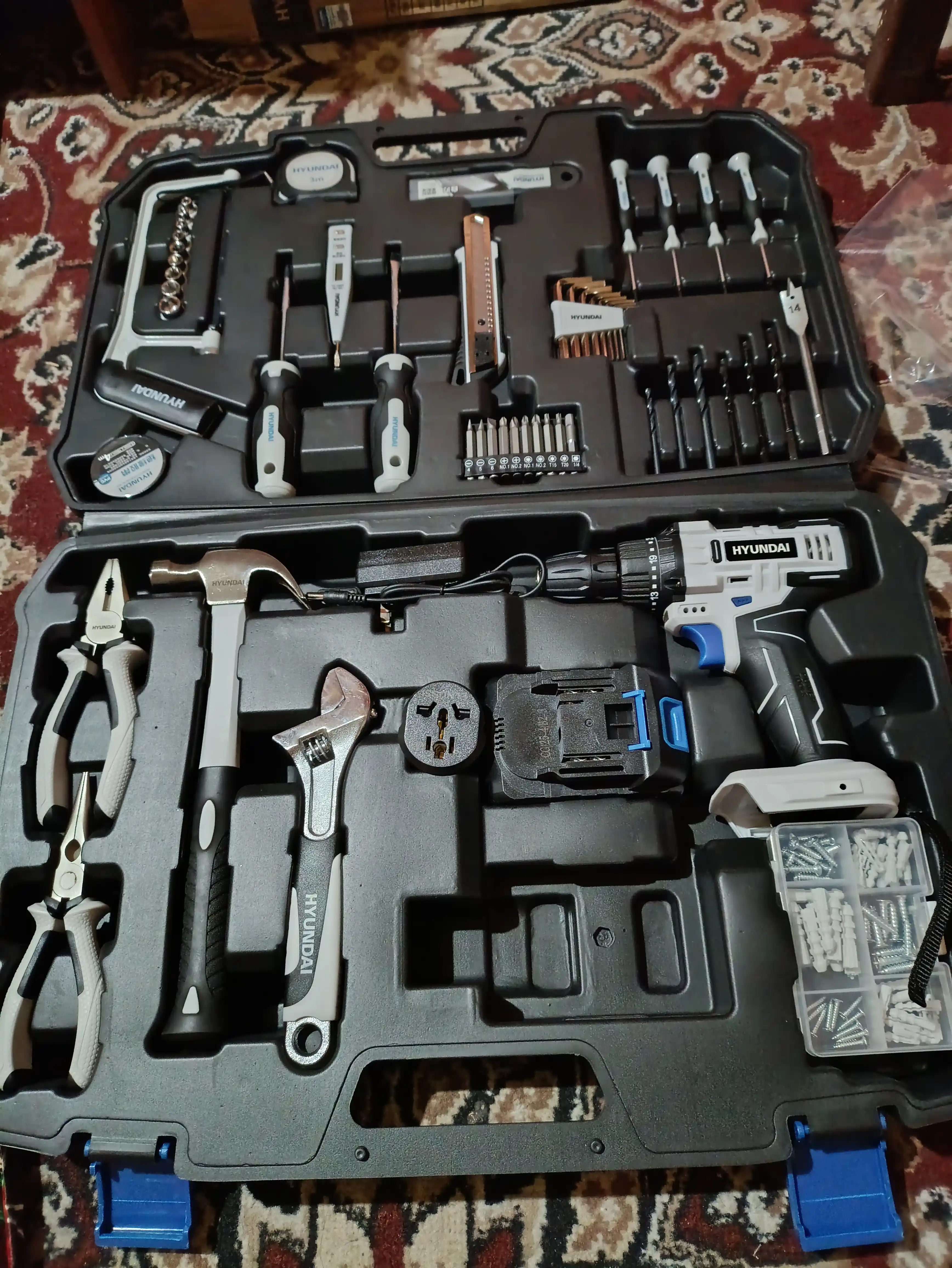 Akkumulyatorlik shurup buragich, 1 ta akkumulyator 12V/21V to'plam 27/55 talik HYUNDAI