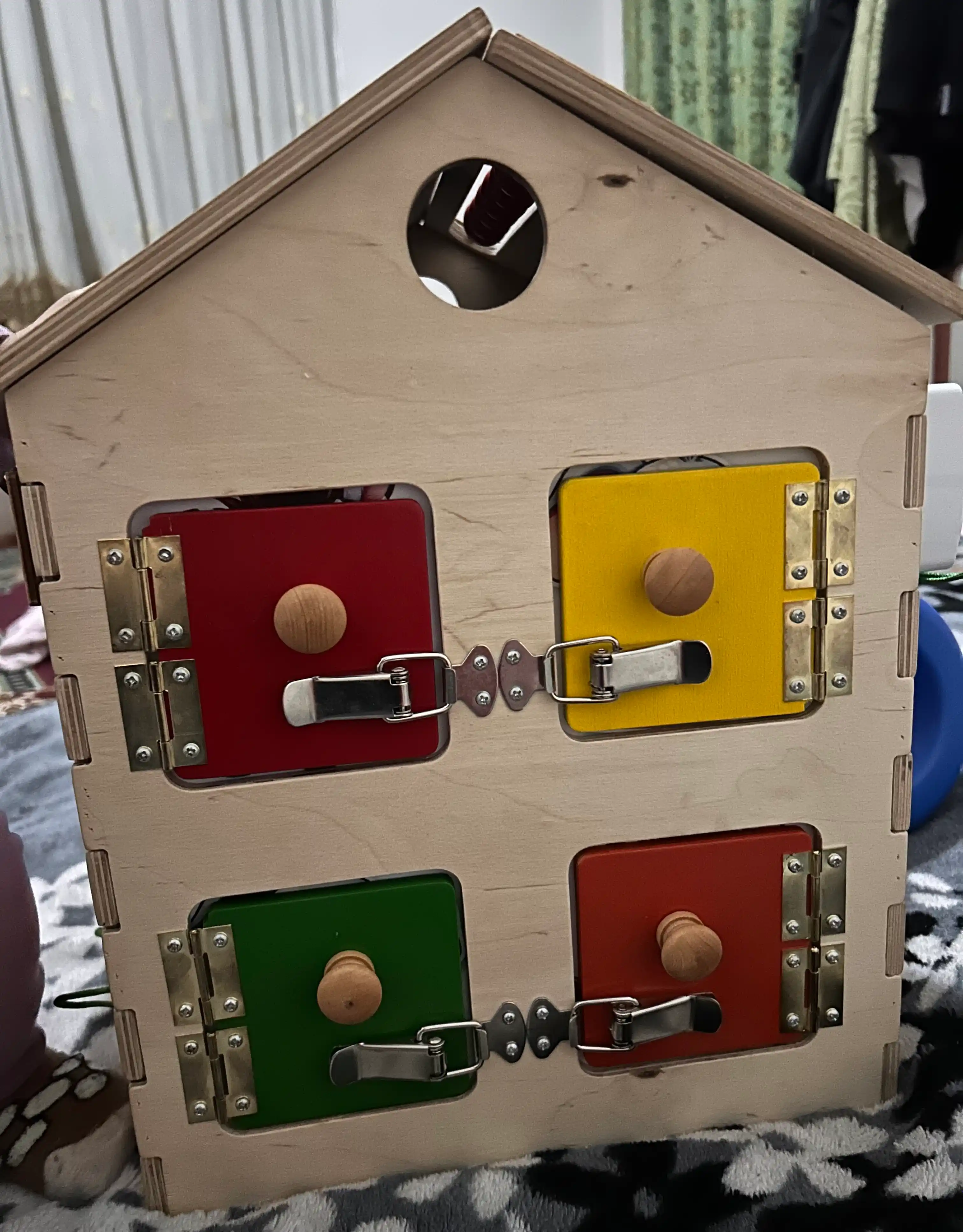 Игровая доска Бизиборд 40x30 см 
