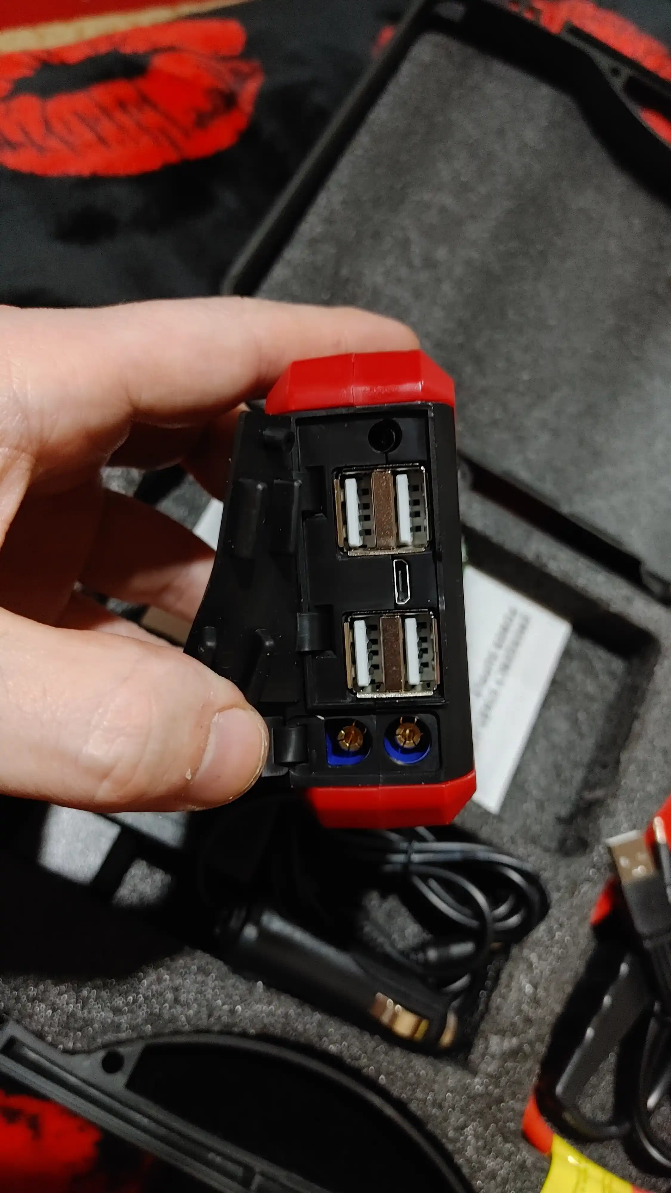 Avtomobilni ishga tushirish moslamasi, quvvatlash moslamasi, 99800mAh