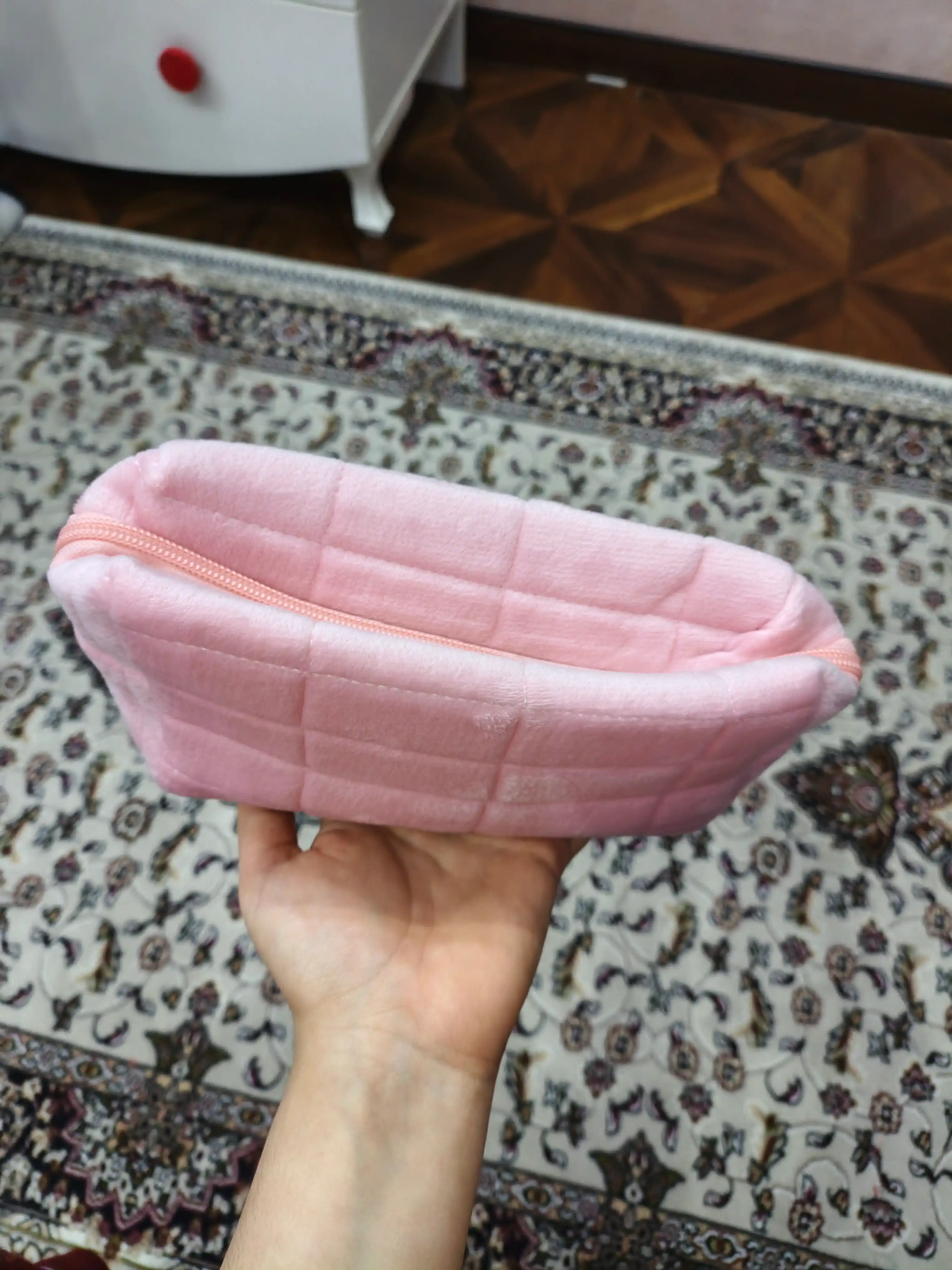 Kosmetik sumka, kosmetika uchun sayohat organayzeri