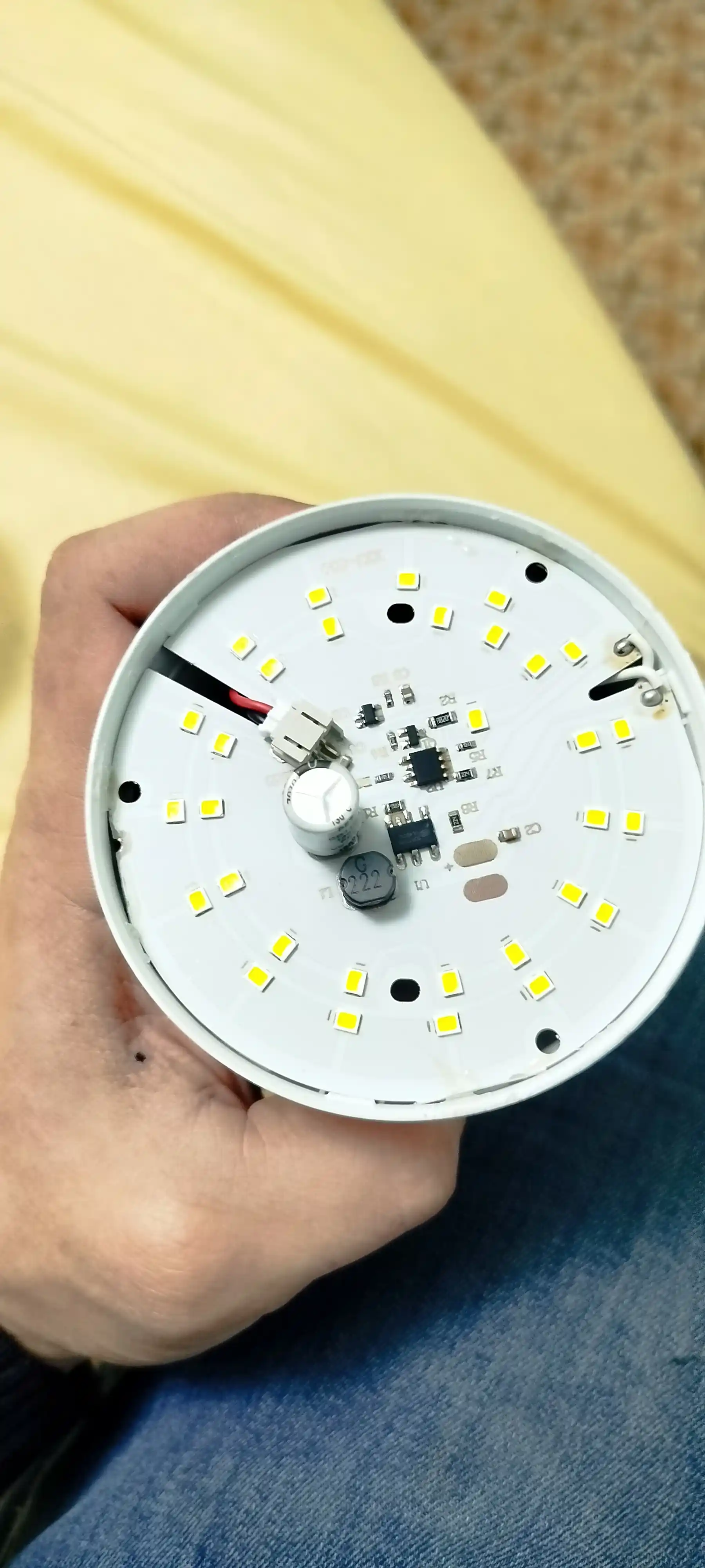 Лампочка с аккумулятором Beshr, 9-15W, 6500K, 3 часа работы без подзарядки