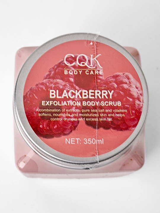 Скраб для лица и тела Sherbet Body Scrub, с экстрактом малины и клубники, 500 / 350 гр