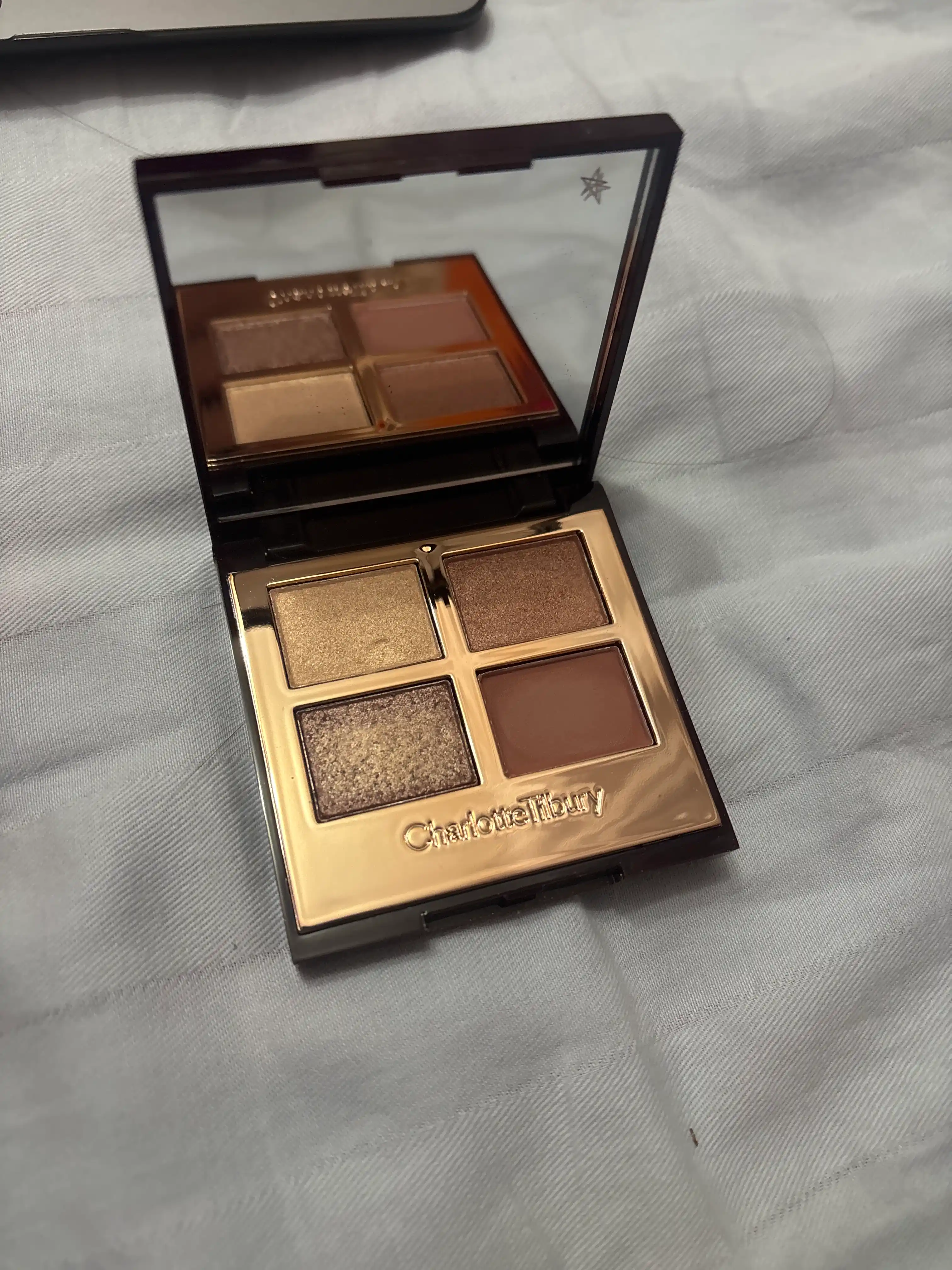 Тени для век, тон Charlotte Tilbury