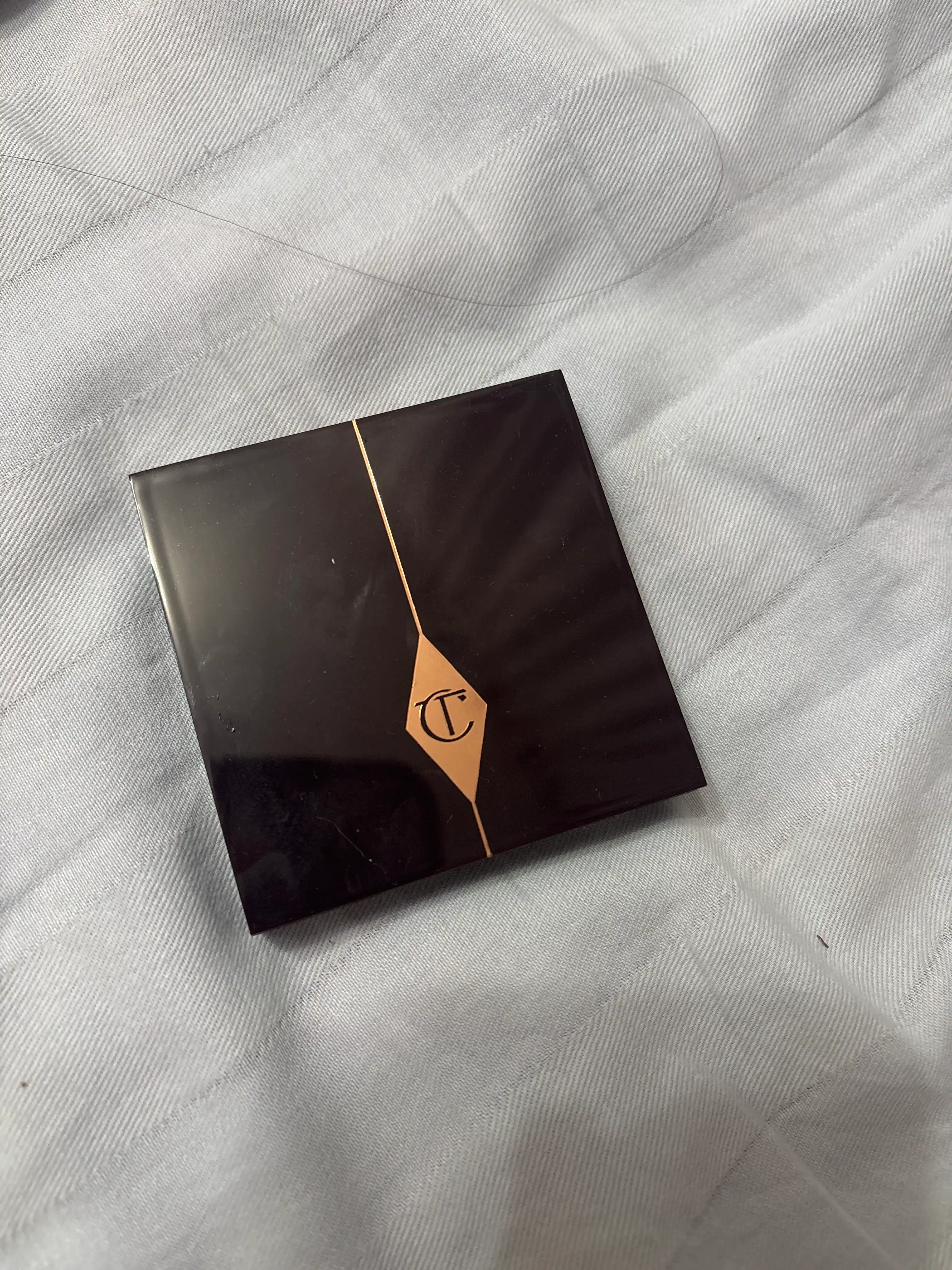 Тени для век, тон Charlotte Tilbury