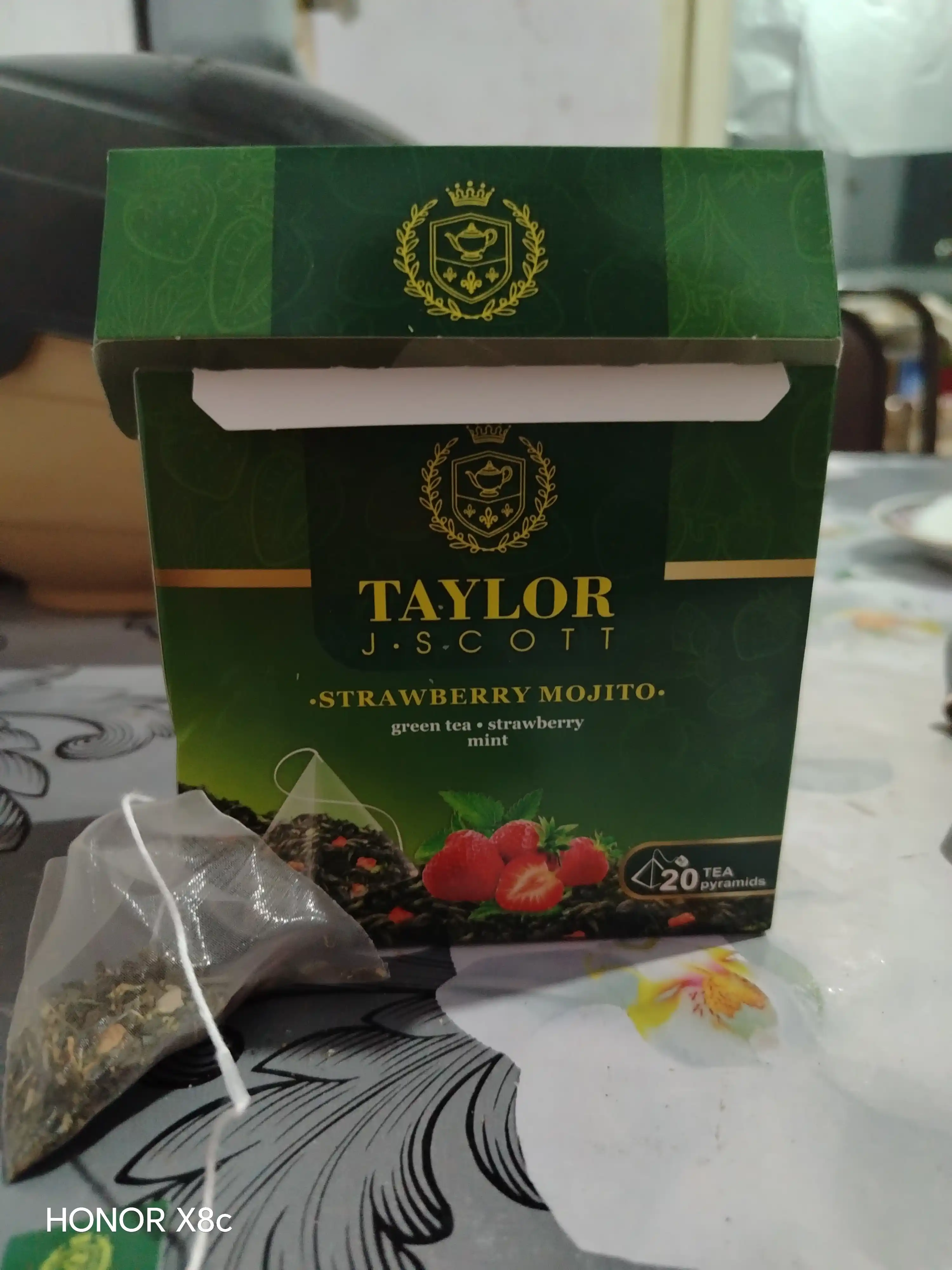 Taylor ko'k choy piramidkalar, Strawberry Mojito, 20 dona