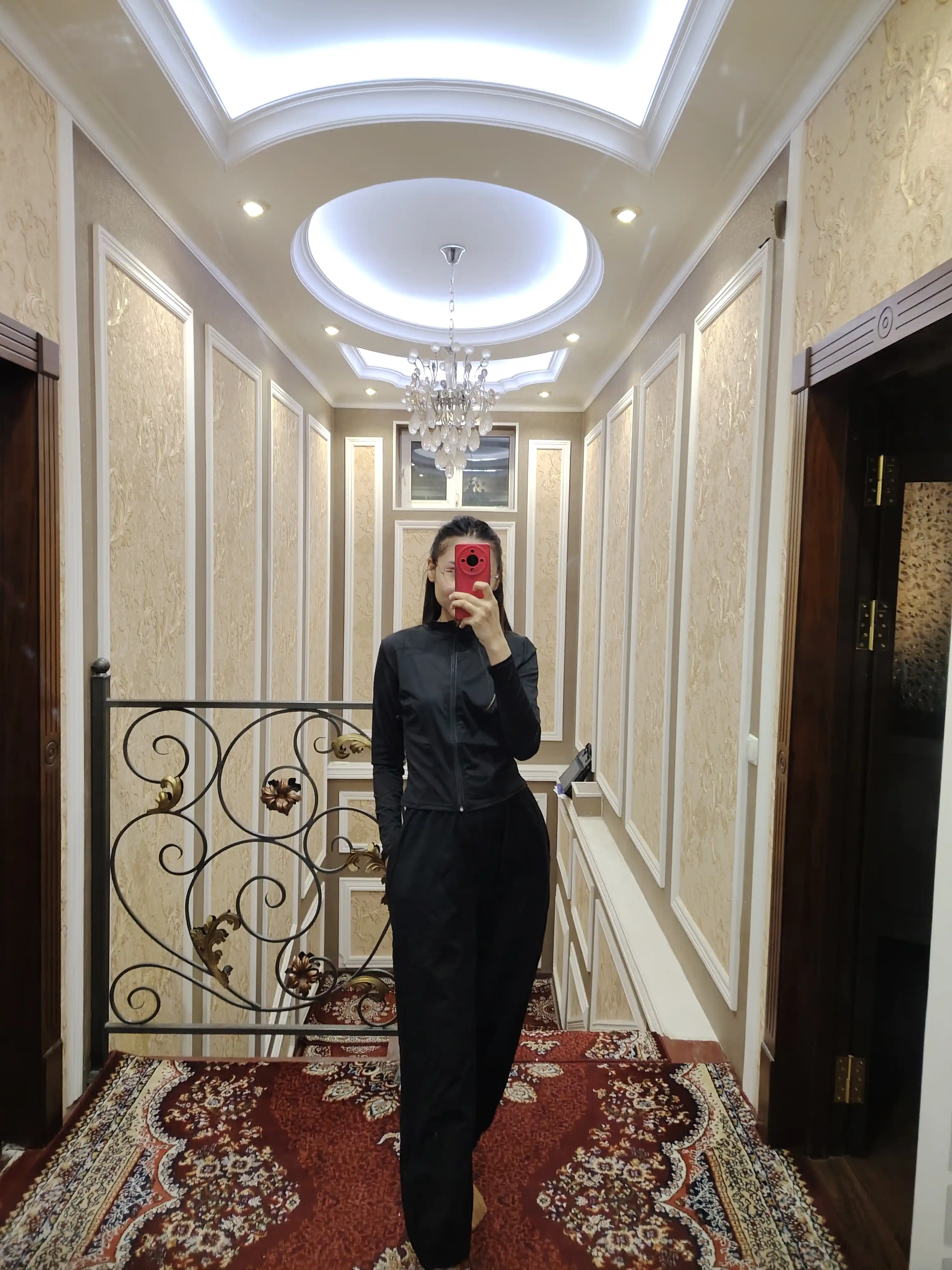 Ayollar sport rashgard, fitnes uchun longsliv, tanani torib turuvchi sport kofta koftas