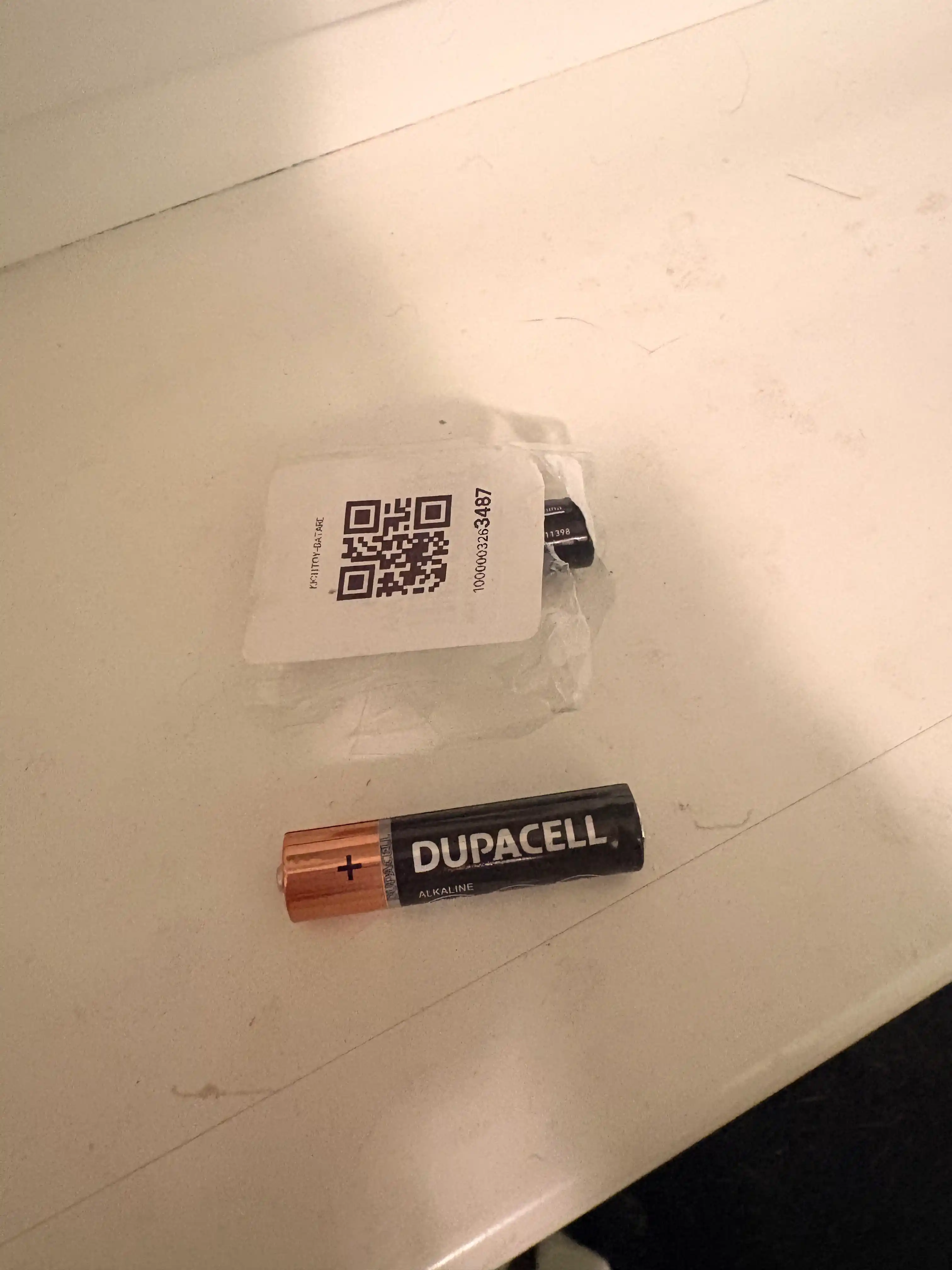 Batareyka Duracell Kichik AAA, 4 dona