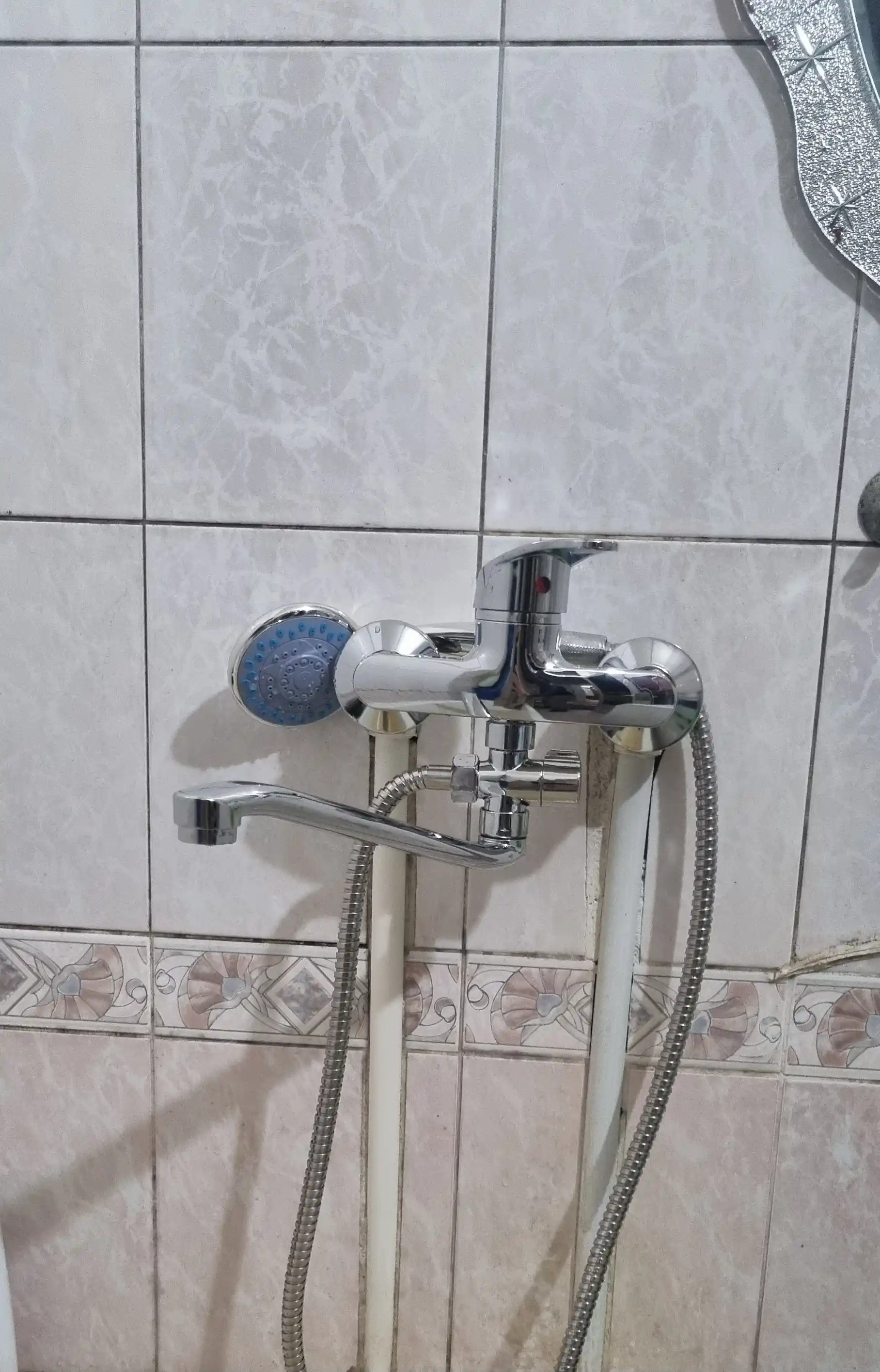 Смеситель для ванны Lebed