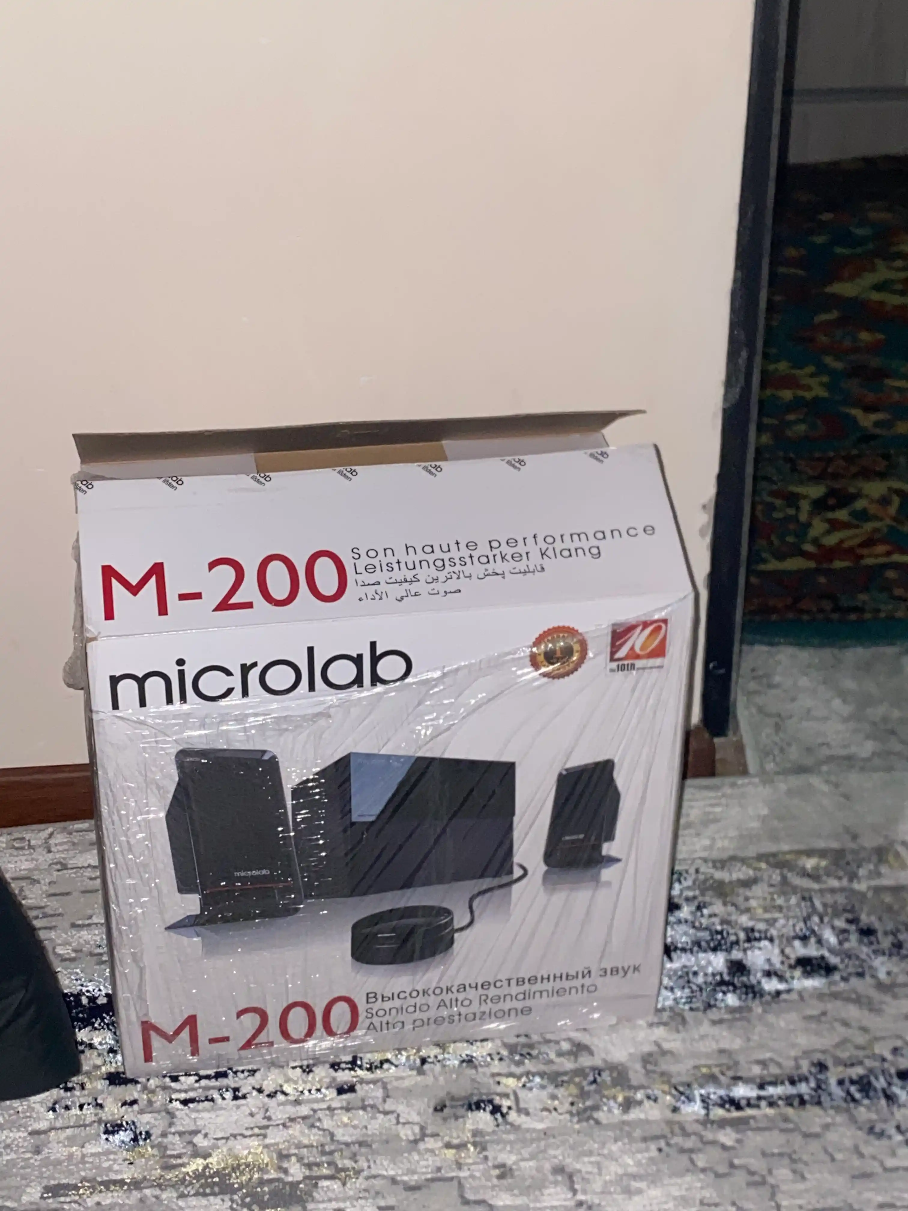 Сабвуфер Microlab M‑200 / 2.1 / 40 Вт RMS (2×12 Вт + 16 Вт) / AUX / RCA / MDF корпус